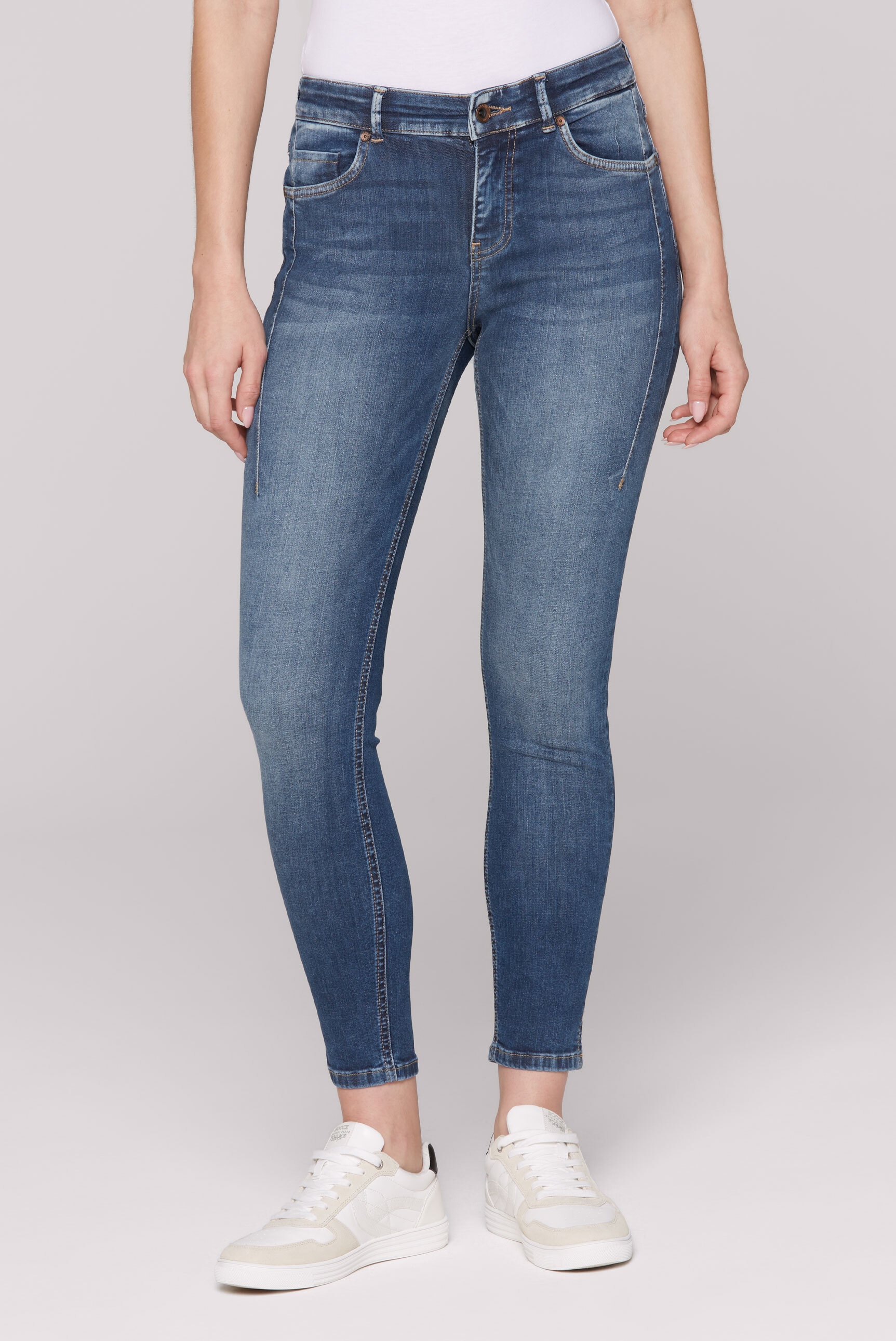 Slim-fit-Jeans SOCCX, Damen, Gr. 31, Normalgrößen, blau vintage random, Denim/Jeans, Material: 97% Baumwolle, 3% Elasthan, Zusatz: Enthält nichttextile Teile tierischen Ursprungs (Badge), Abriebeffekte, slim fit, Jeans Slim-fit-Jeans, mit normaler Leibhöh