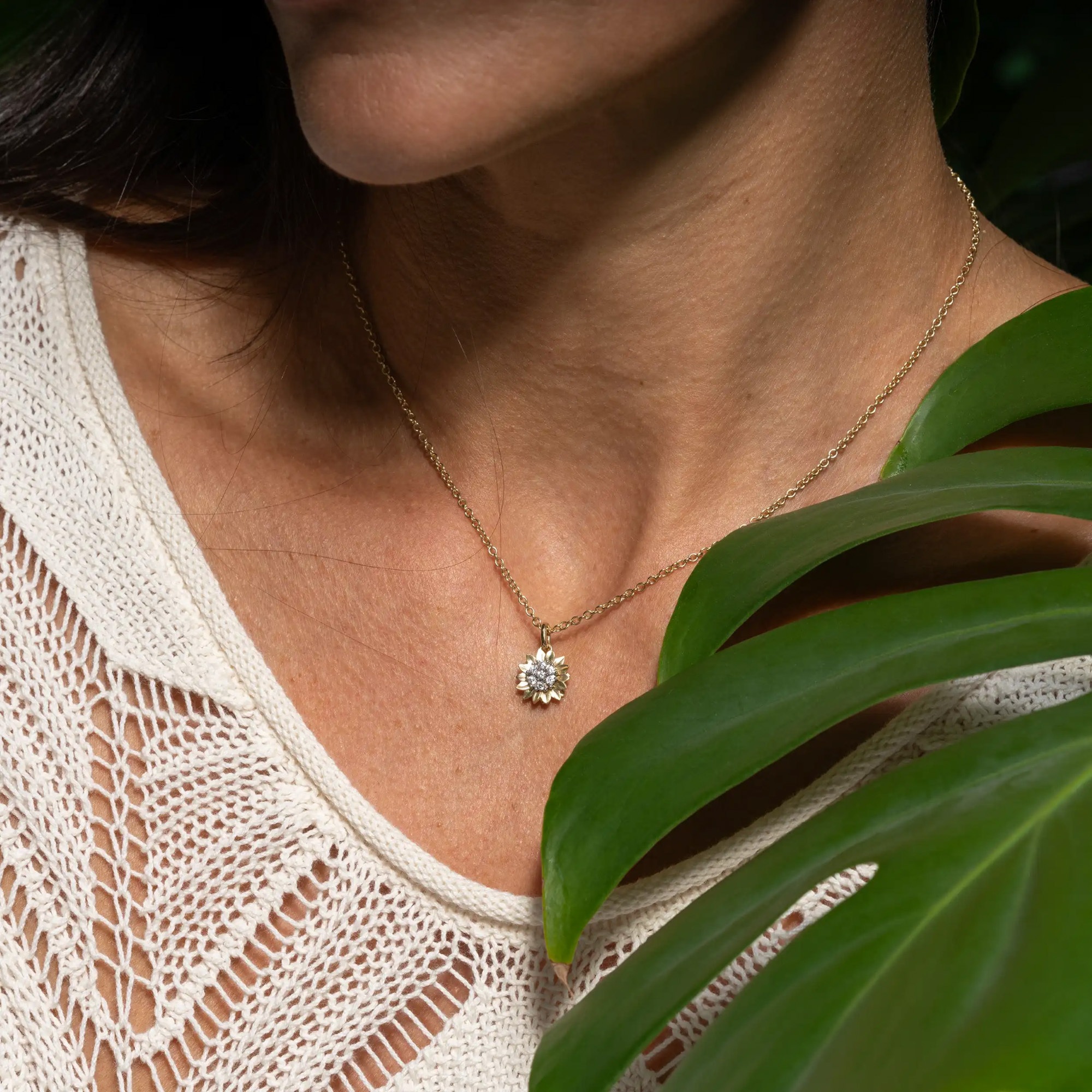 LYOMI Kette mit Anhänger »585/- GG/WG 7 synth. Diam. 0,14ct.«