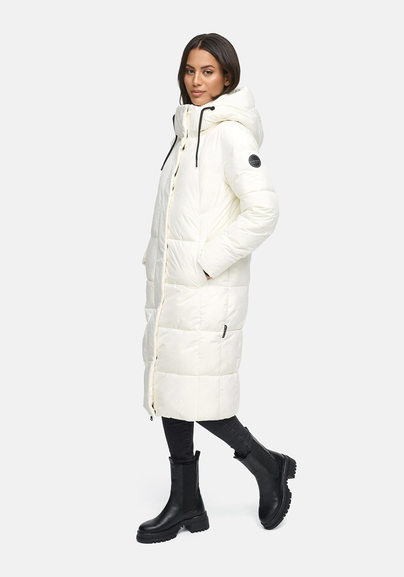 Marikoo "Chumanii" Warmer Wintermantel mit langem Schnitt für kalte Tage.