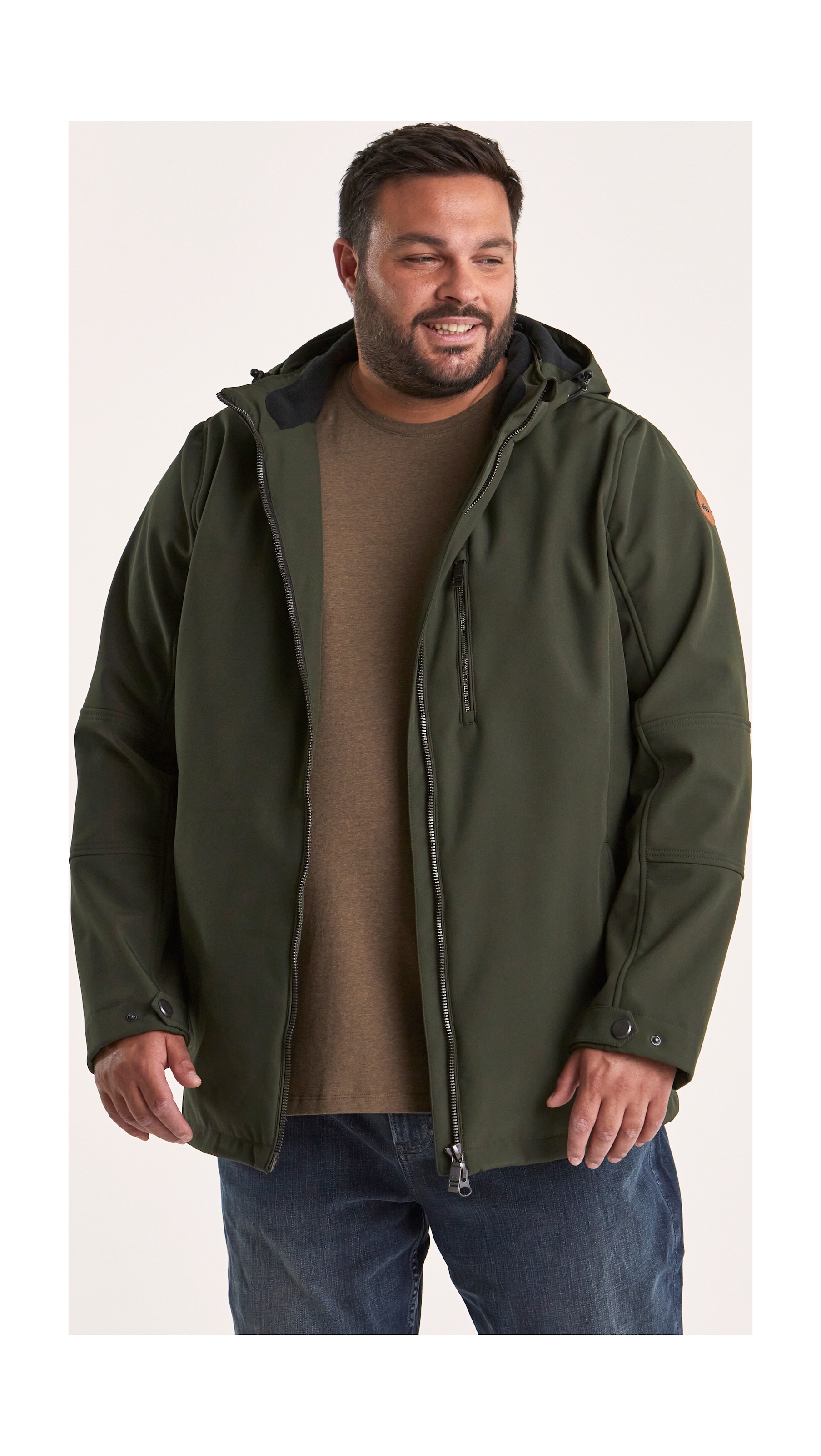 STOY Softshelljacke »STW 17 MN SFTSHLL JCKT«, Wasserabweisende, atmungsaktive Softshelljacke mit abnehmbarer Kapuze