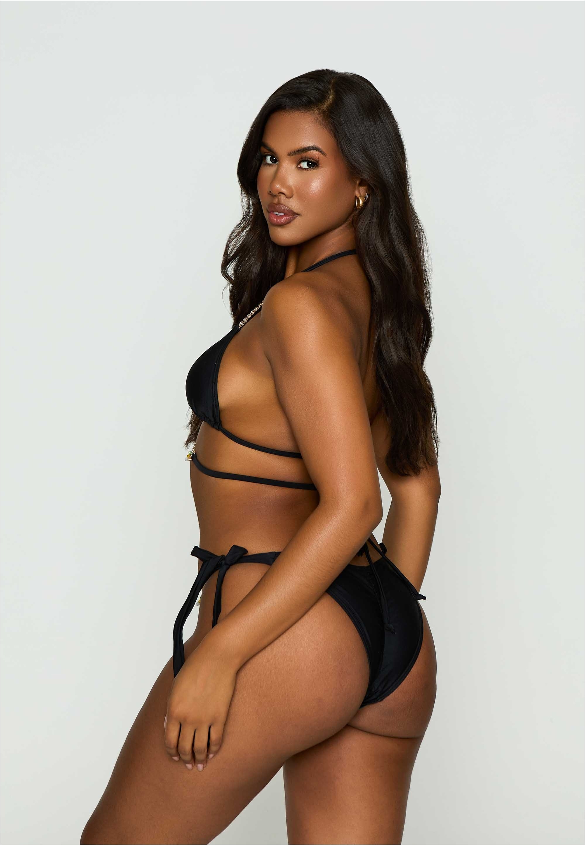 Moda Minx Bikini-Hose »Seychelles Tie«, (1 St.), mit seitlicher Bindung und funkelnden Anhängern