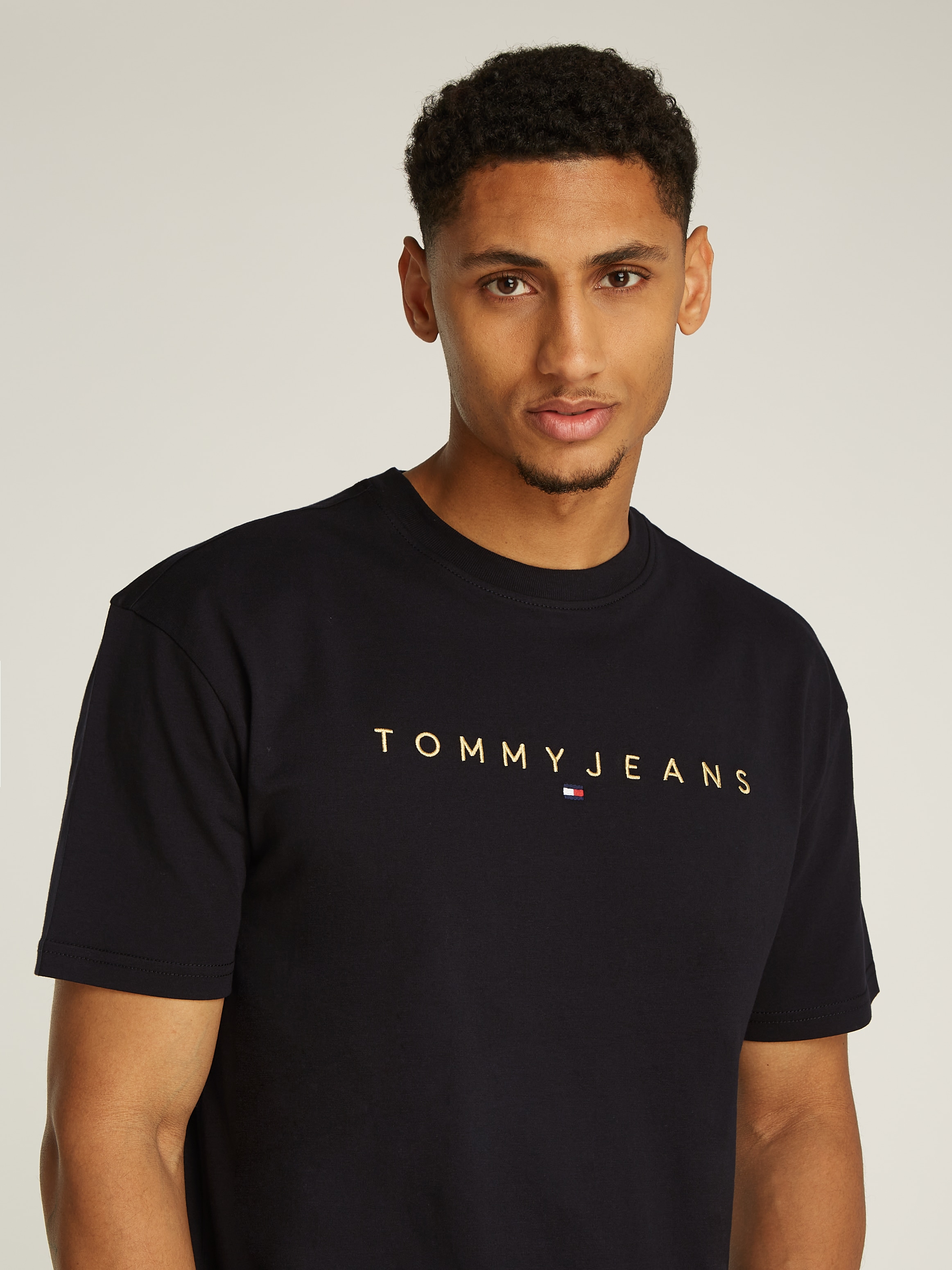 Tommy Jeans Plus T-Shirt "TJM REG GOLD LINEAR LOGO TEE EXT", Große Größen günstig online kaufen