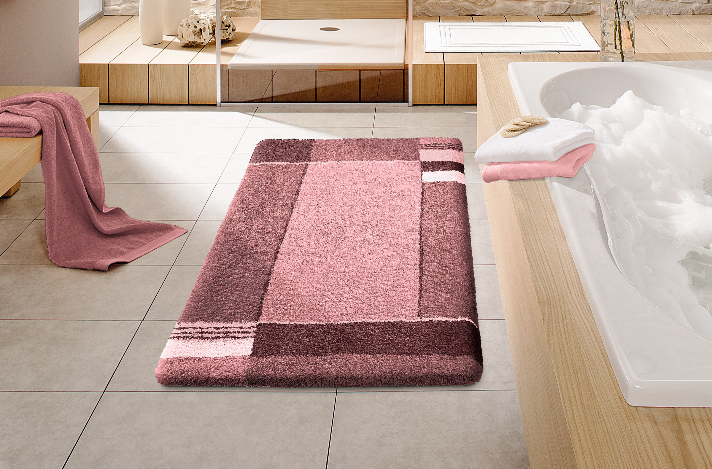 Kleine Wolke Badematte »Padova«, rutschhemmend beschichtet, fußbodenheizungsgeeignet, Badteppich, modernes Design, waschbar