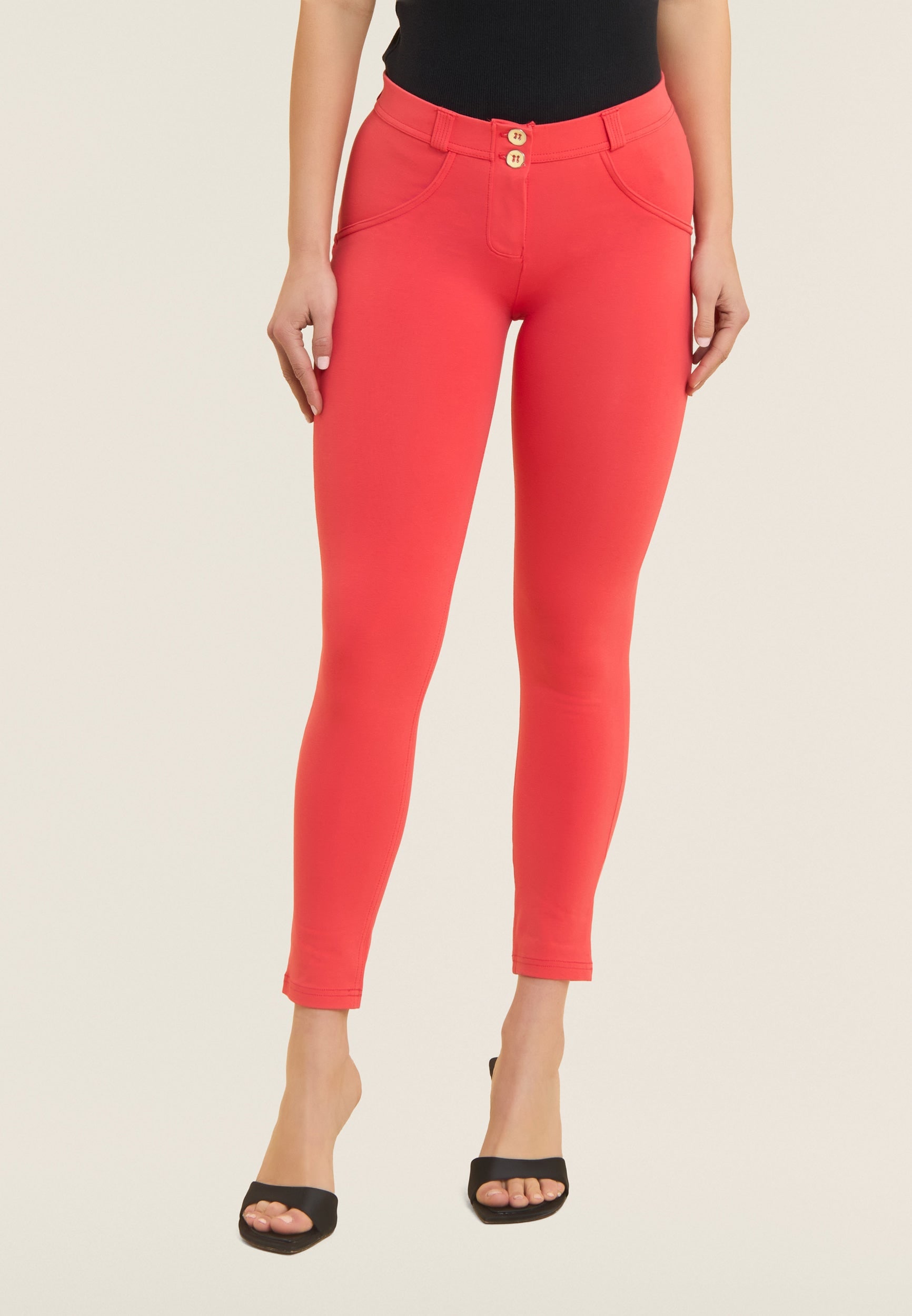 Freddy Leggings "WRUP4 SUPERSKINNY" mit Lifting & Shaping Effekt, 7/8-Länge