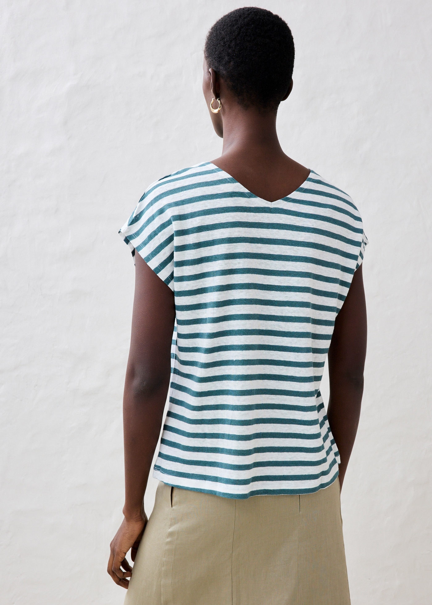 bonprix T-Shirt Oversize Passform, Kurzarm, V-Ausschnitt, aus Leinen, pflegeleicht