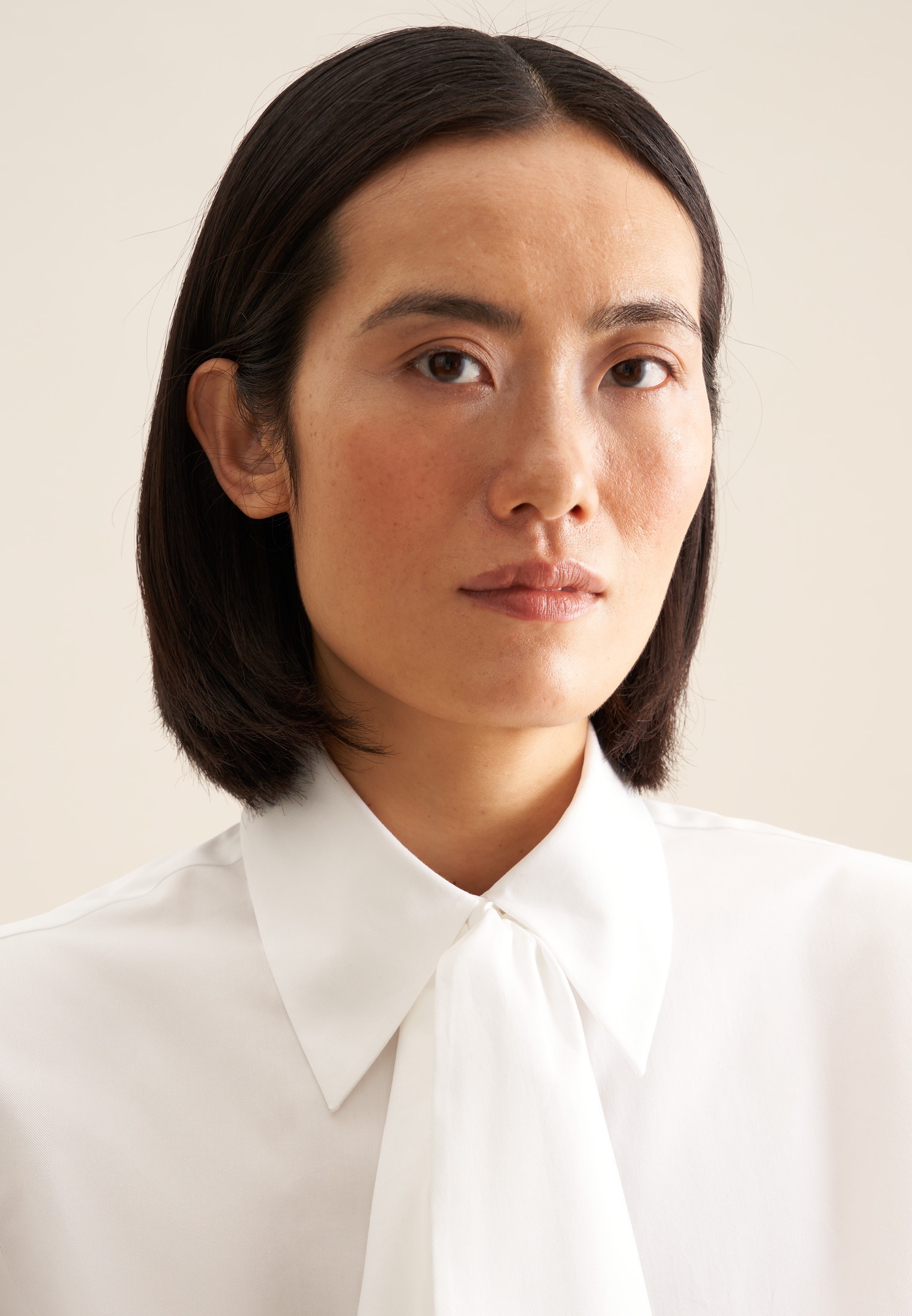 Thumbnail - seidensticker Schluppenbluse "Schwarze Rose" 1/1 Kragen Uni