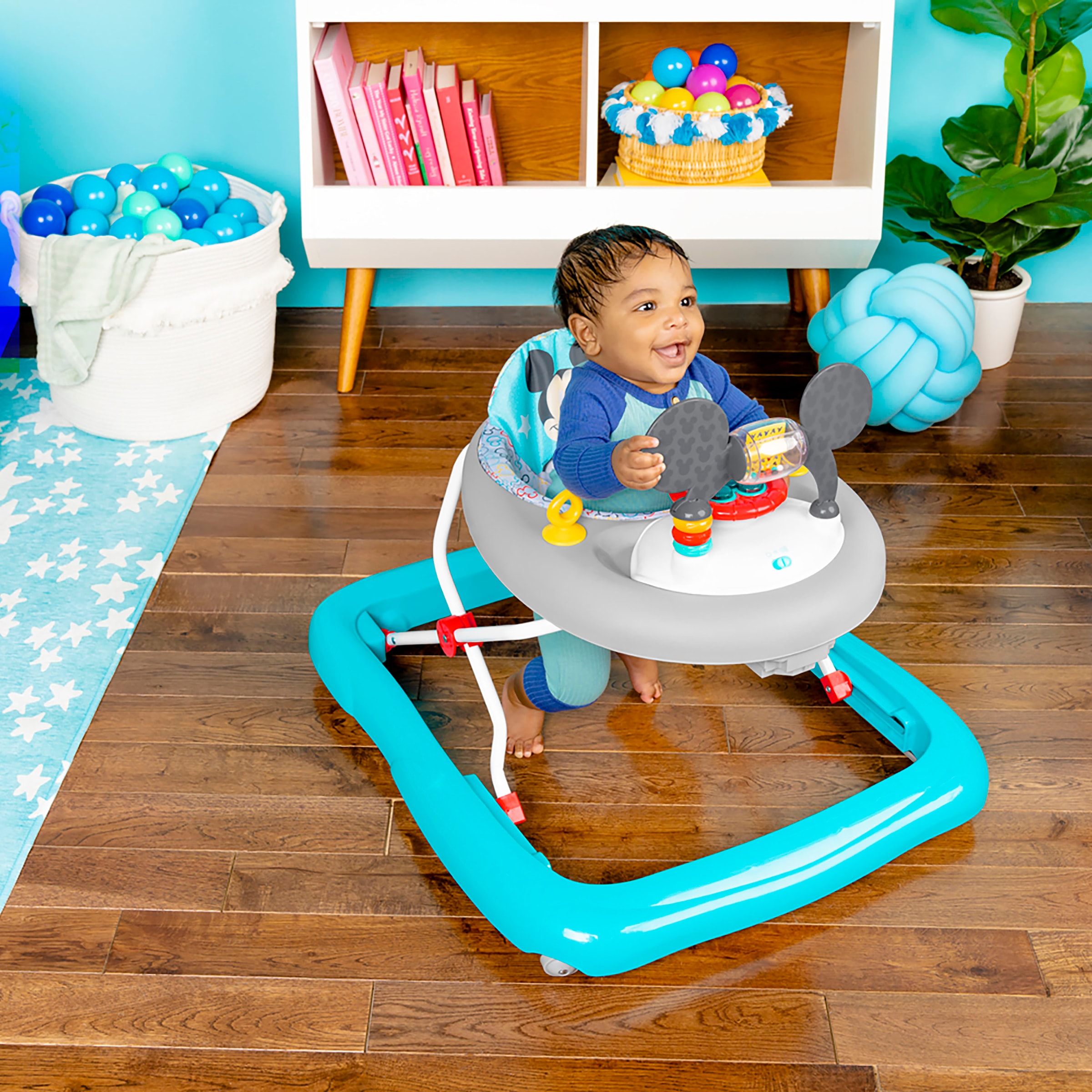 Bright Starts Lauflernhilfe »MICKEY MOUSE Tiny Trek™ Walker, Original Bestie™, 2-in-1 Walker«, mit Licht und Sound