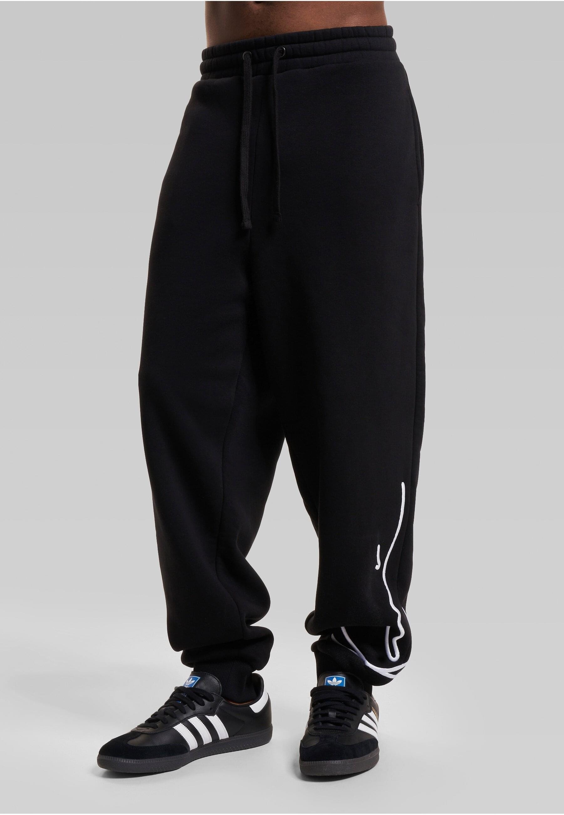 Karl Kani Stoffhose »Karl Kani Herren KKMQ12007 SIGNATURE RETRO SWEATPANTS BLK«, (1 tlg.)