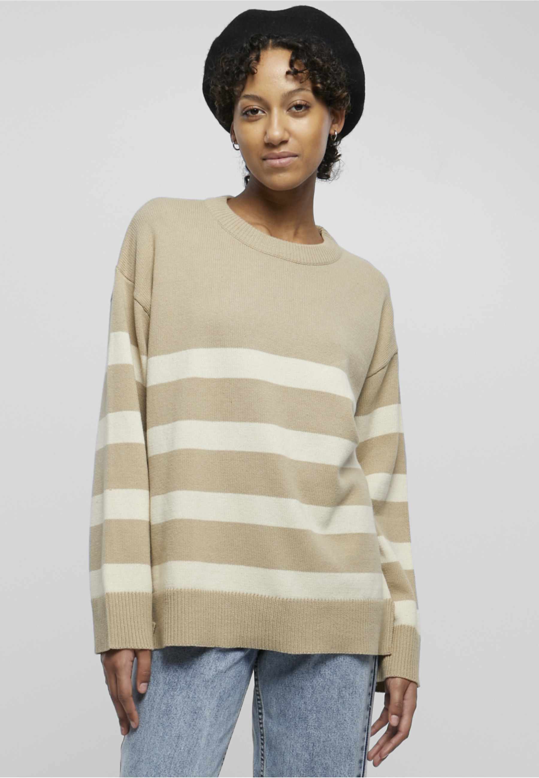URBAN CLASSICS Fleecepullover »Urban Classics Damen Ladies Striped Knit Crew Sweater«, 1 Stk.
