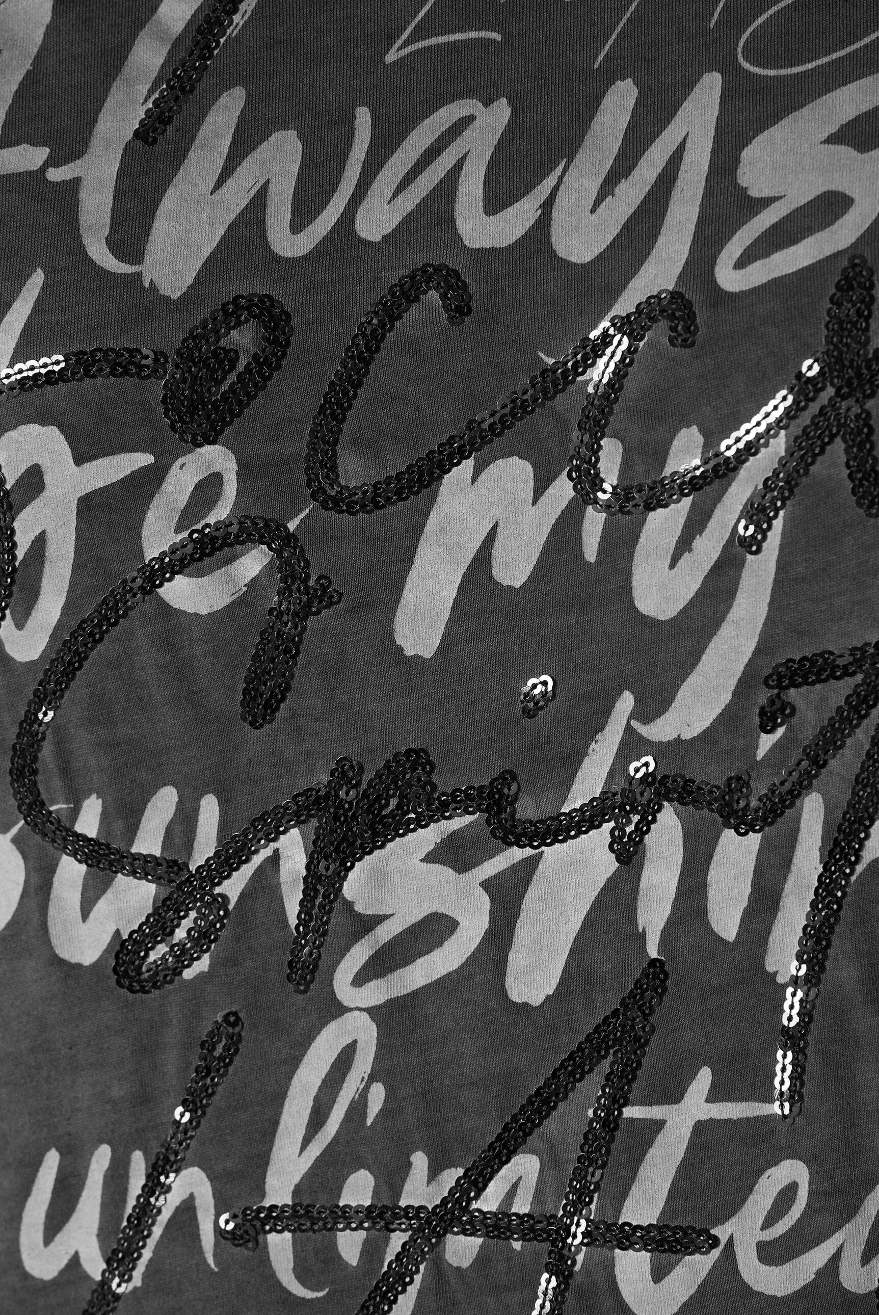 SOCCX Kurzarmshirt, mit Pailletten-Schriftzug