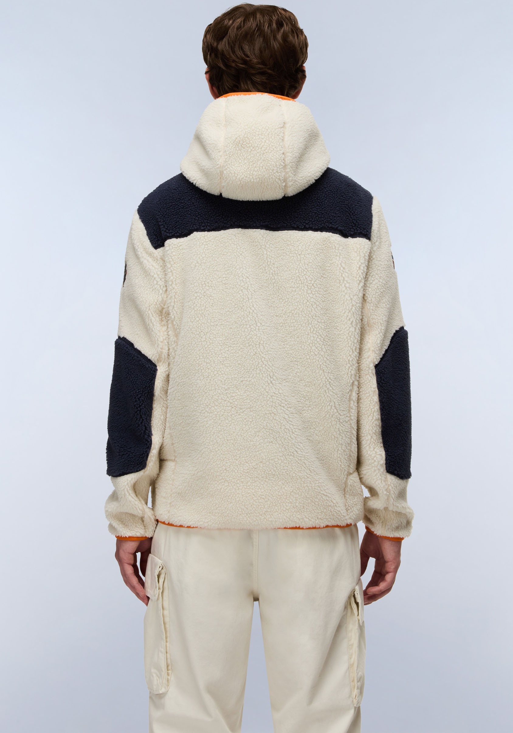 Napapijri Plüschjacke "YUPIK", mit Kapuze, mit kontrastfarbenen Details günstig online kaufen