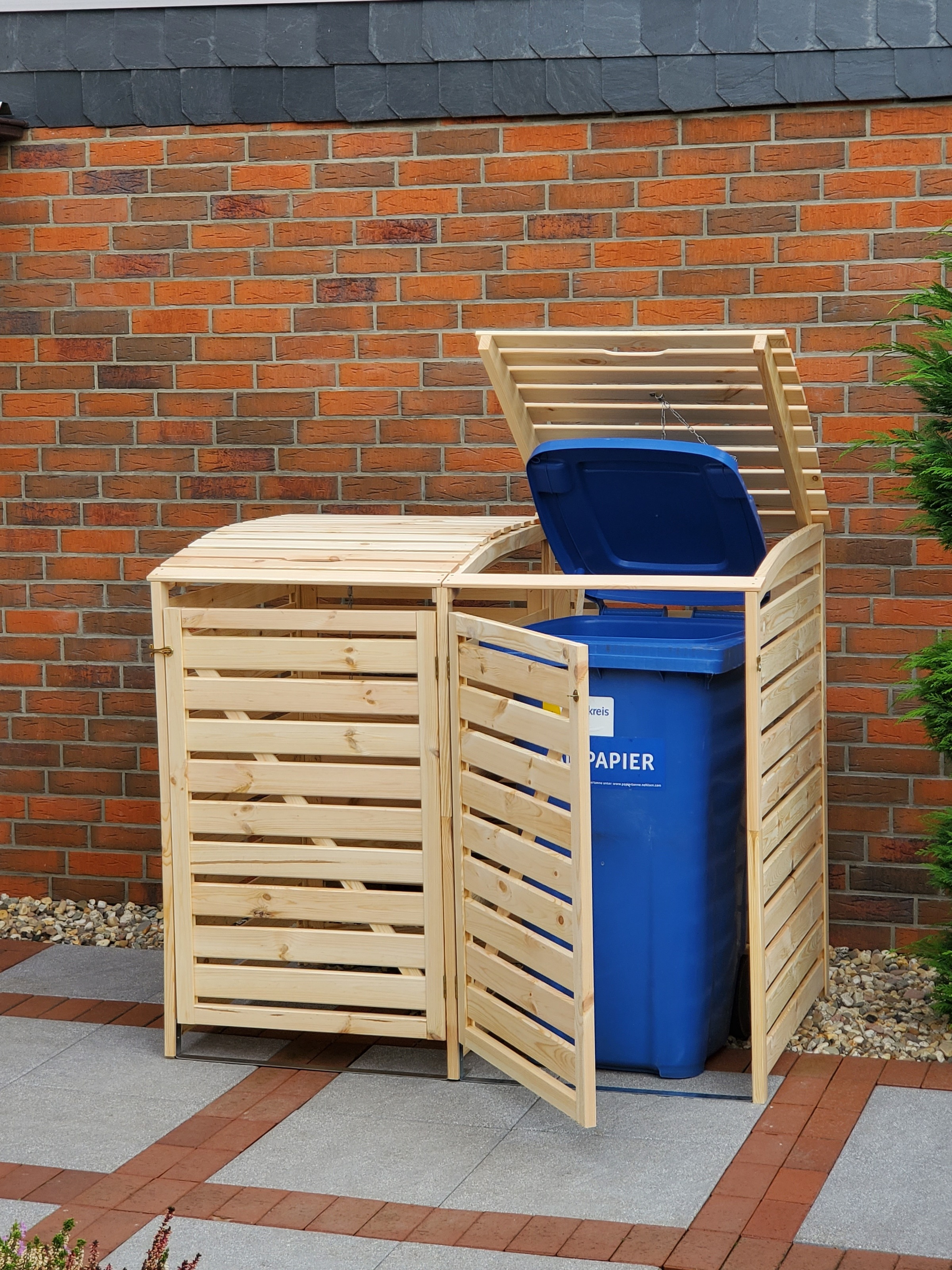 promadino Mülltonnenbox »Vario III«, für 2 Tonnen, robust aus ökologisch, zertifiziertem Kiefernholz
