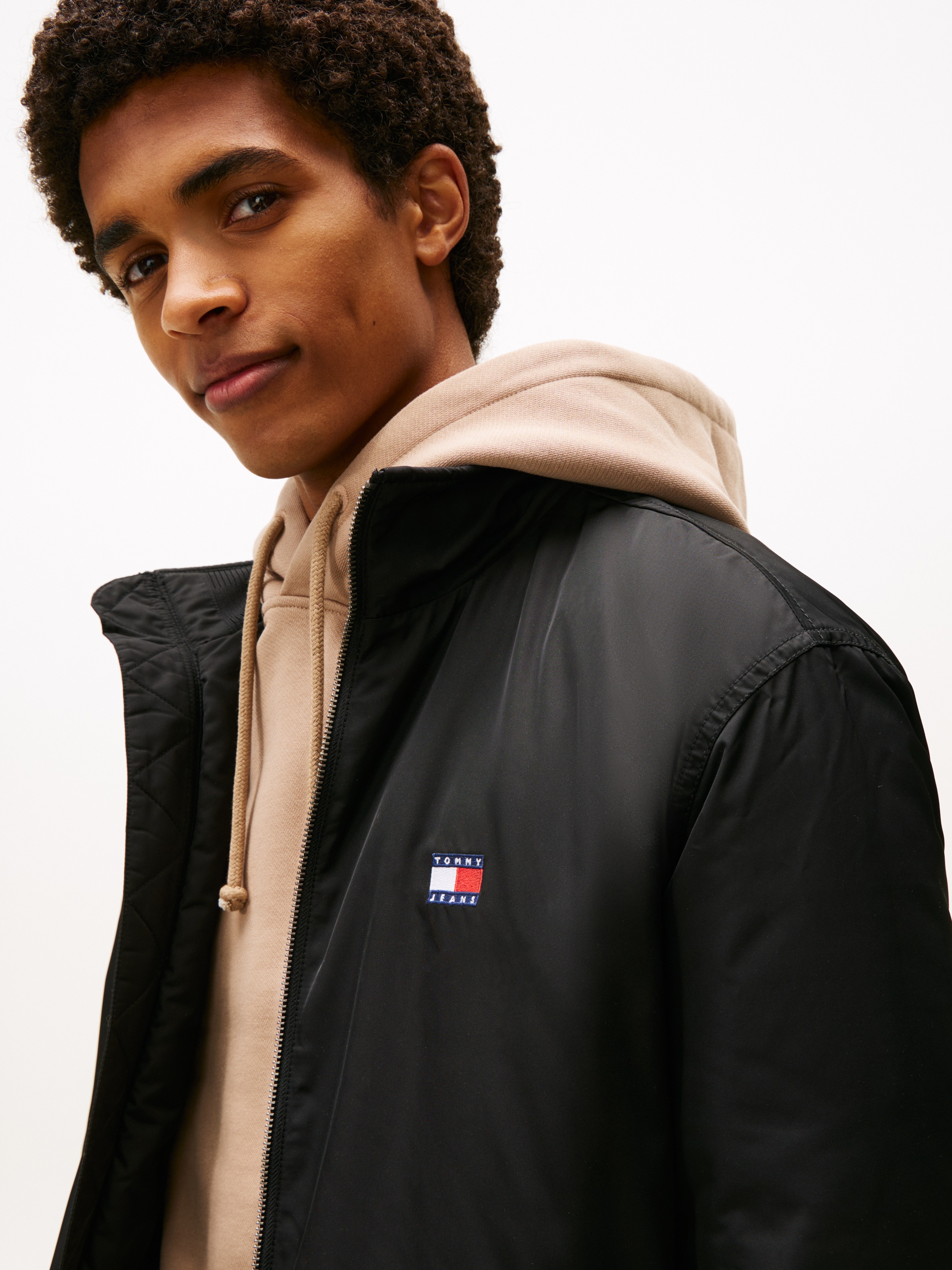 Thumbnail - Tommy Jeans Blouson "TJM ESSENTIAL PADDED JACKET EXT" Freizeitjacke, Übergangsjacke glänzend, Stretchbündchen, Stehkrage...