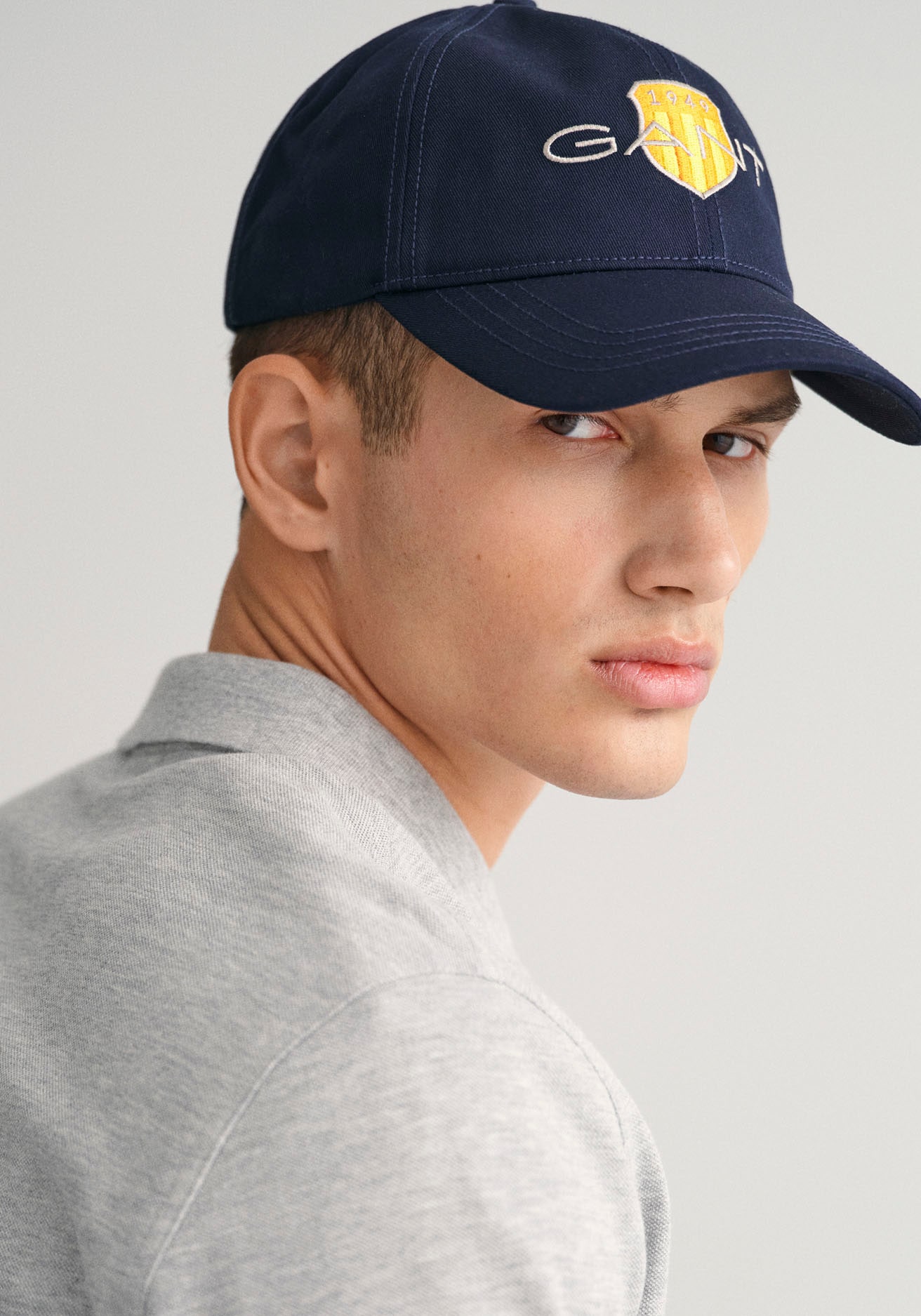 Gant Poloshirt »SLIM SHIELD SS PIQUE POLO«, mit Logostickerei auf der Brust
