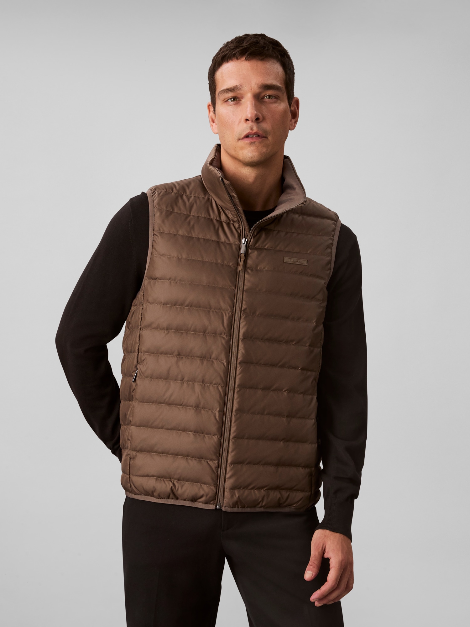 Calvin Klein Steppweste "SLVLSS LT WT NYLON PUFFER VEST", Mit Rundhalsaussc günstig online kaufen