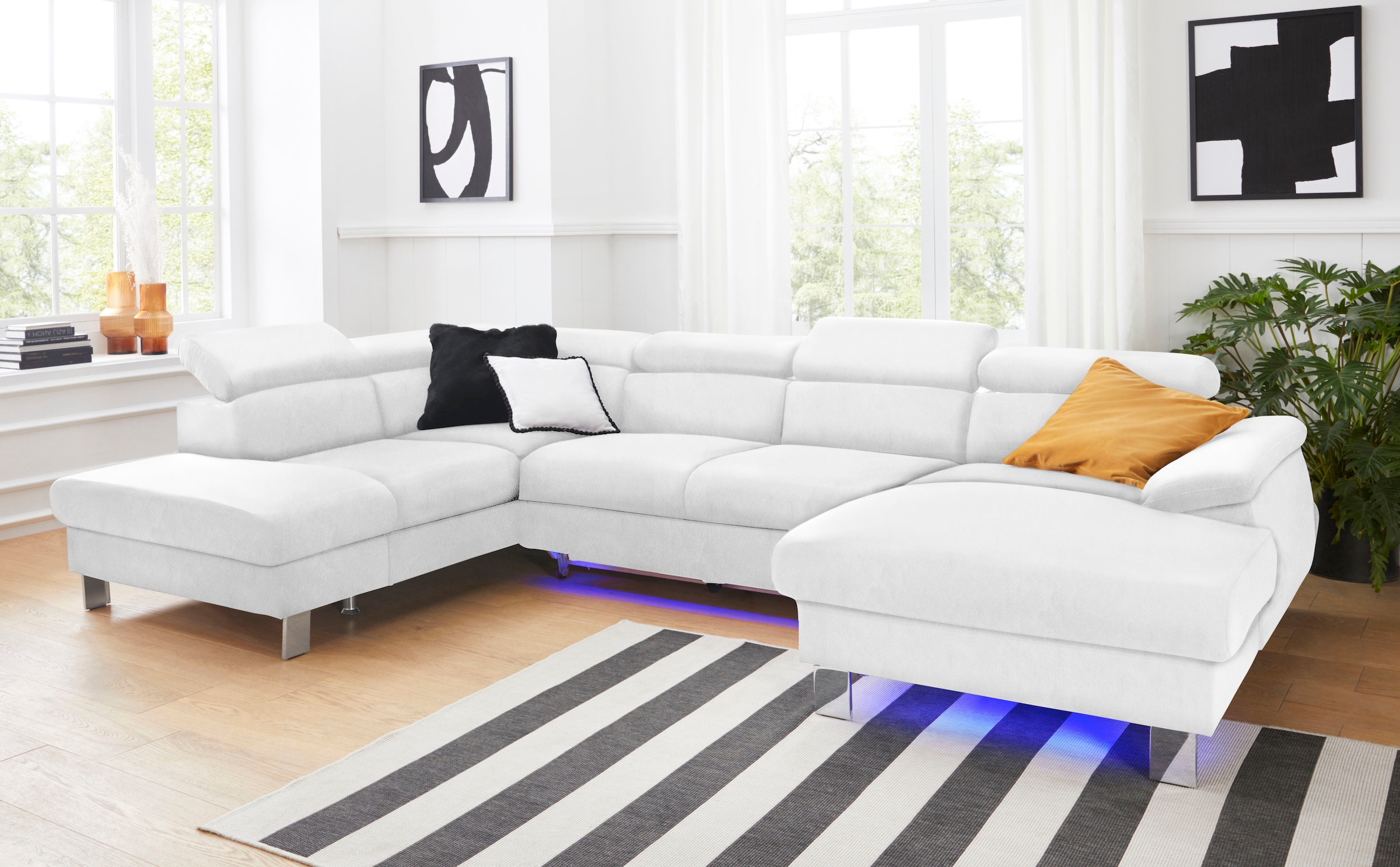 COTTA Wohnlandschaft "Komaris U-Form, B: 320 cm" mit Kopfteilverstellung, optional Schlaffunktion, Bettkasten & Licht