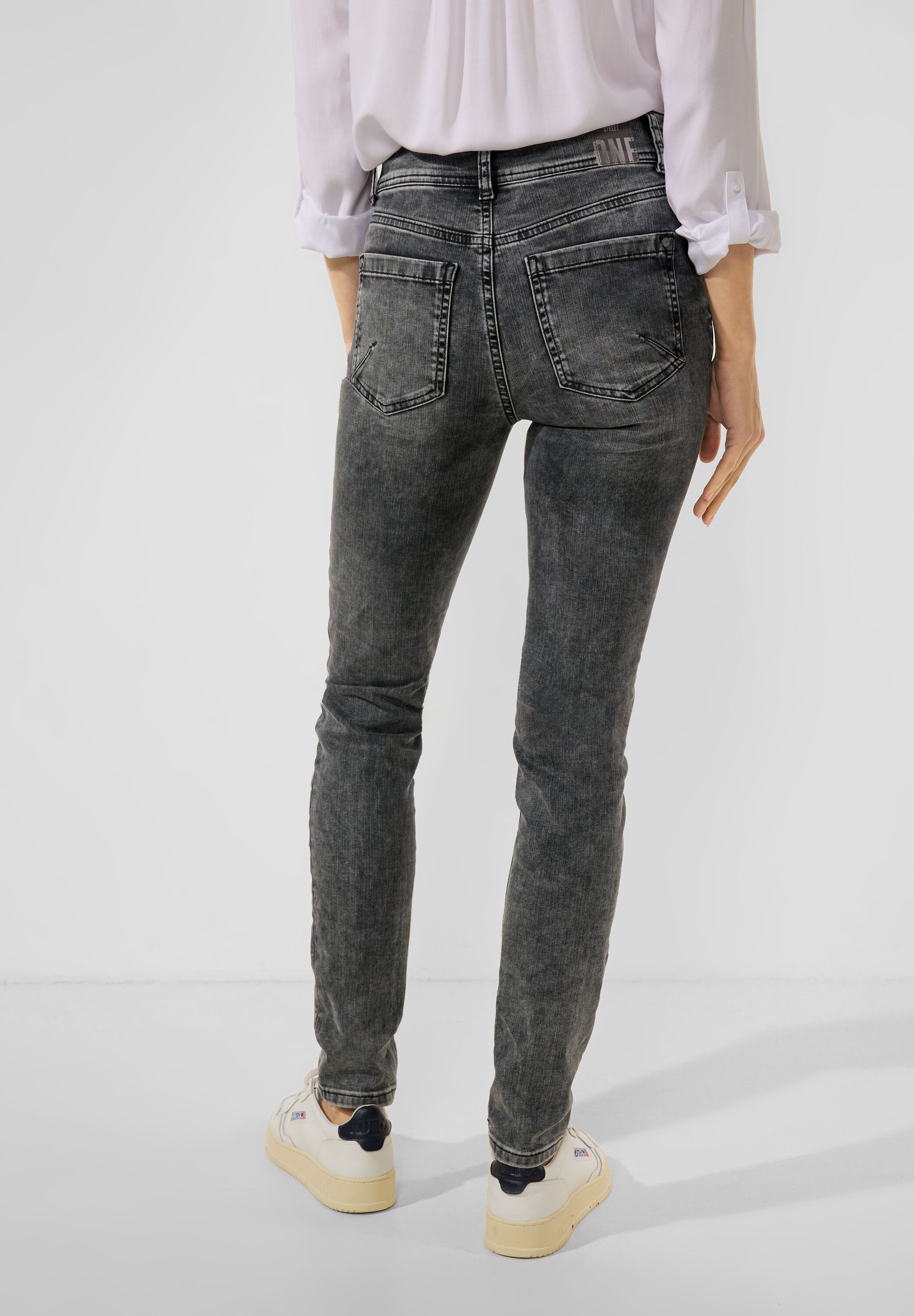 für BAUR Slim-fit-Jeans, 4-Pocket STREET Style bestellen | ONE