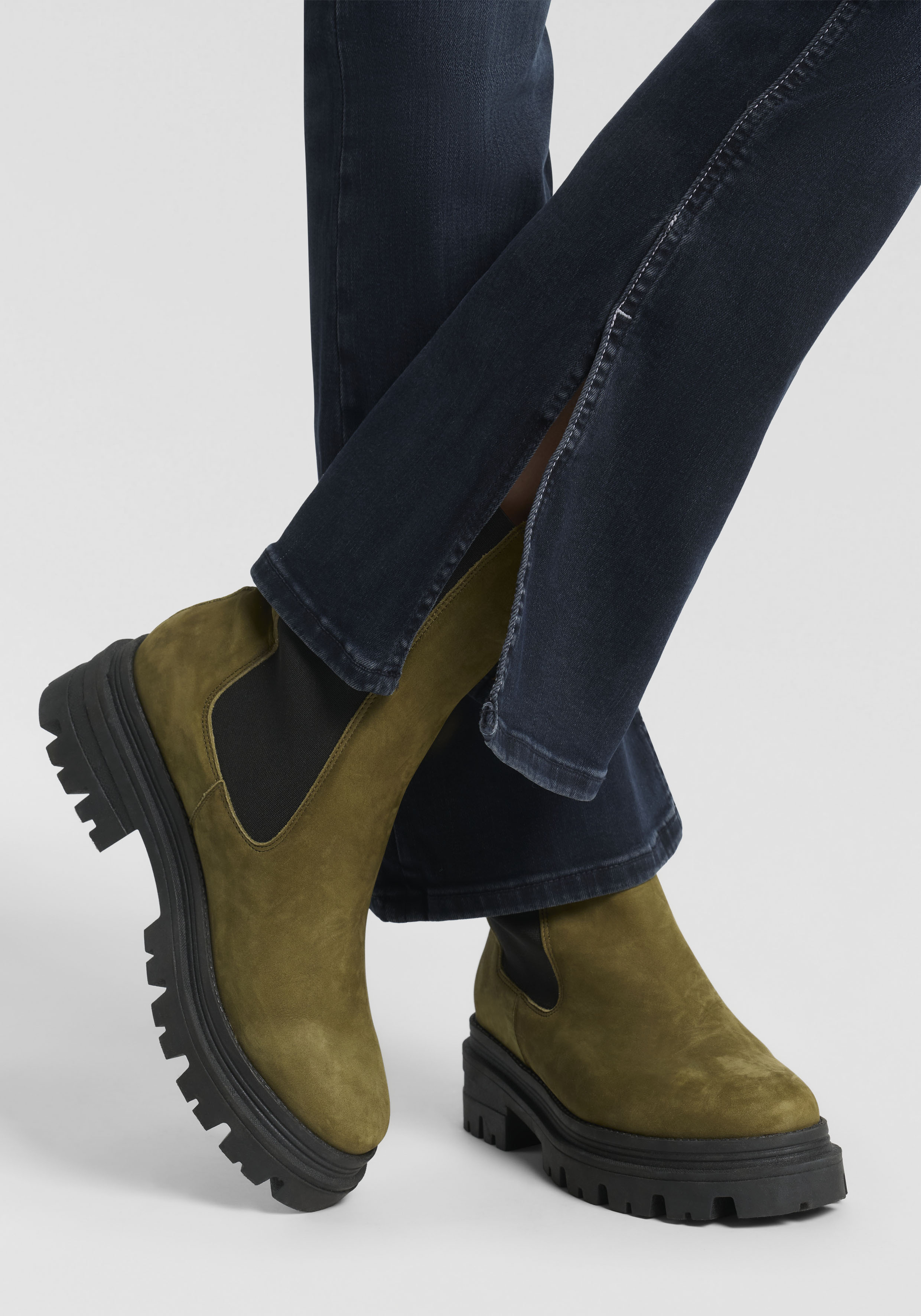 Thumbnail - BOSS ORANGE Bootcut-Jeans "Rosa High Rise Bootcut Premium Damenmode" mit geschlitztem Saum