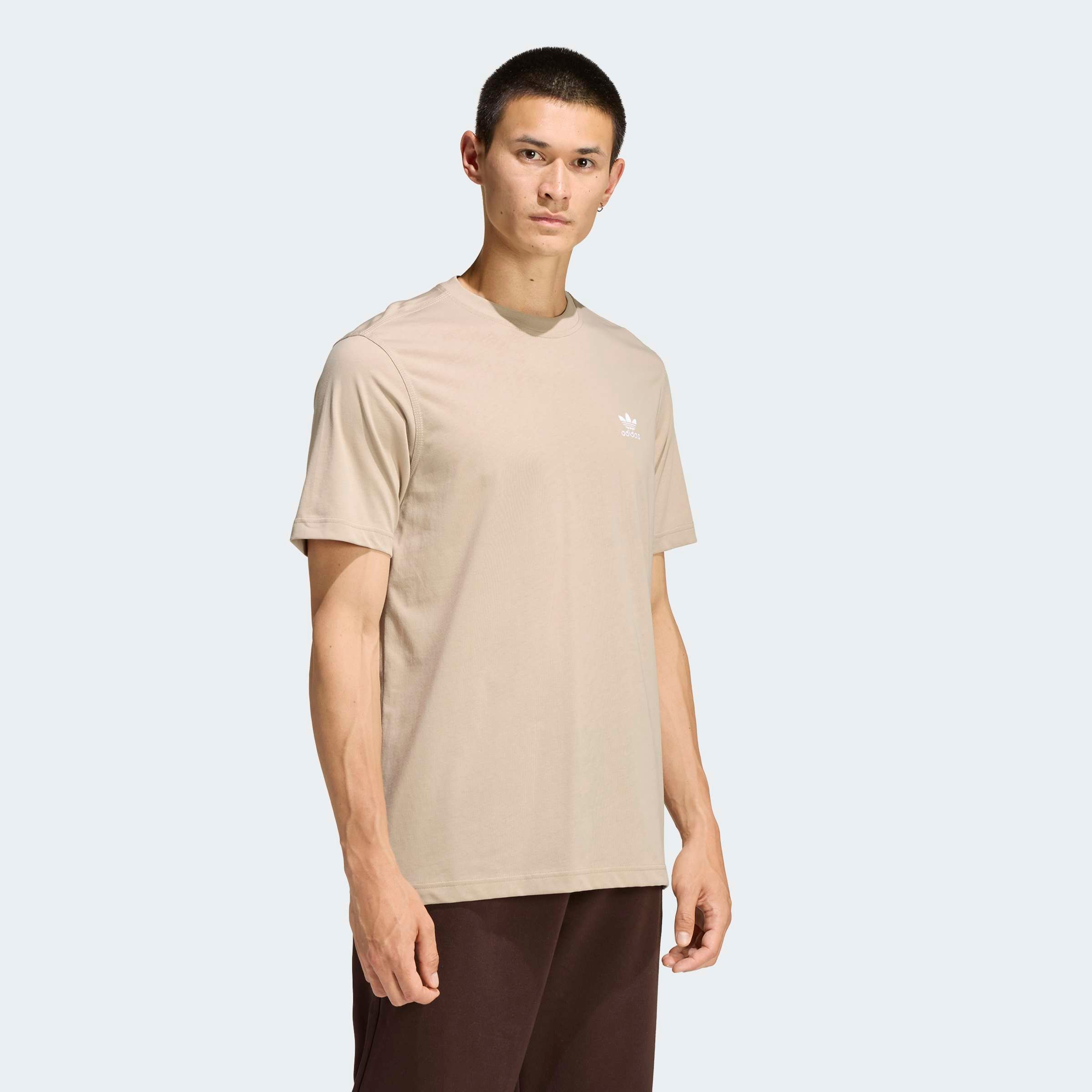 adidas Originals T-Shirt "TREFOIL ESS TEE" mit Trefoil Logo auf der Brust, Kurzarm, aus Baumwolljersey