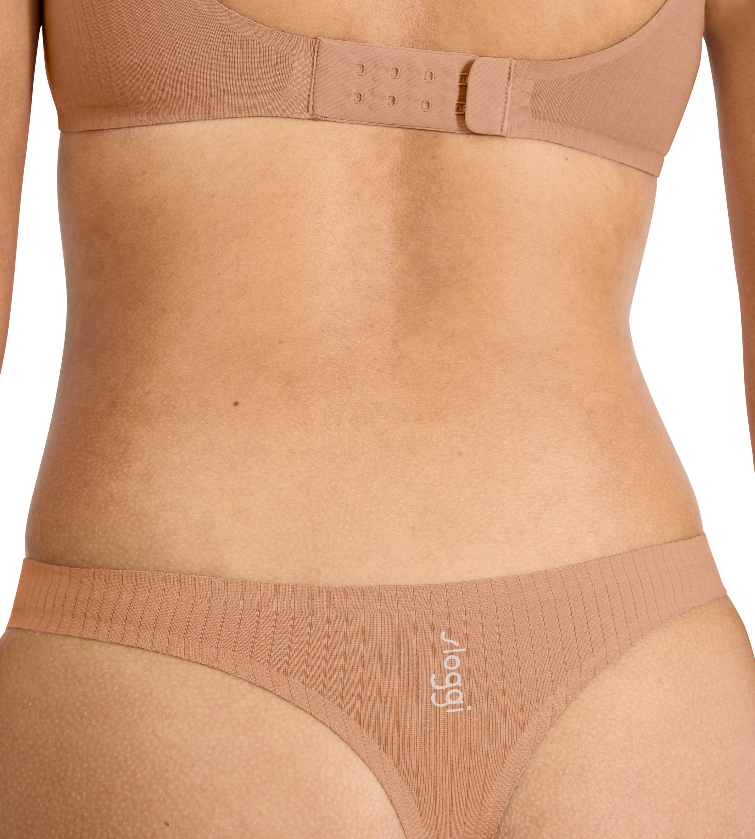 sloggi String »ZERO Feel Pure« dezenter Streifeneffekt, nahtlos, Stretch