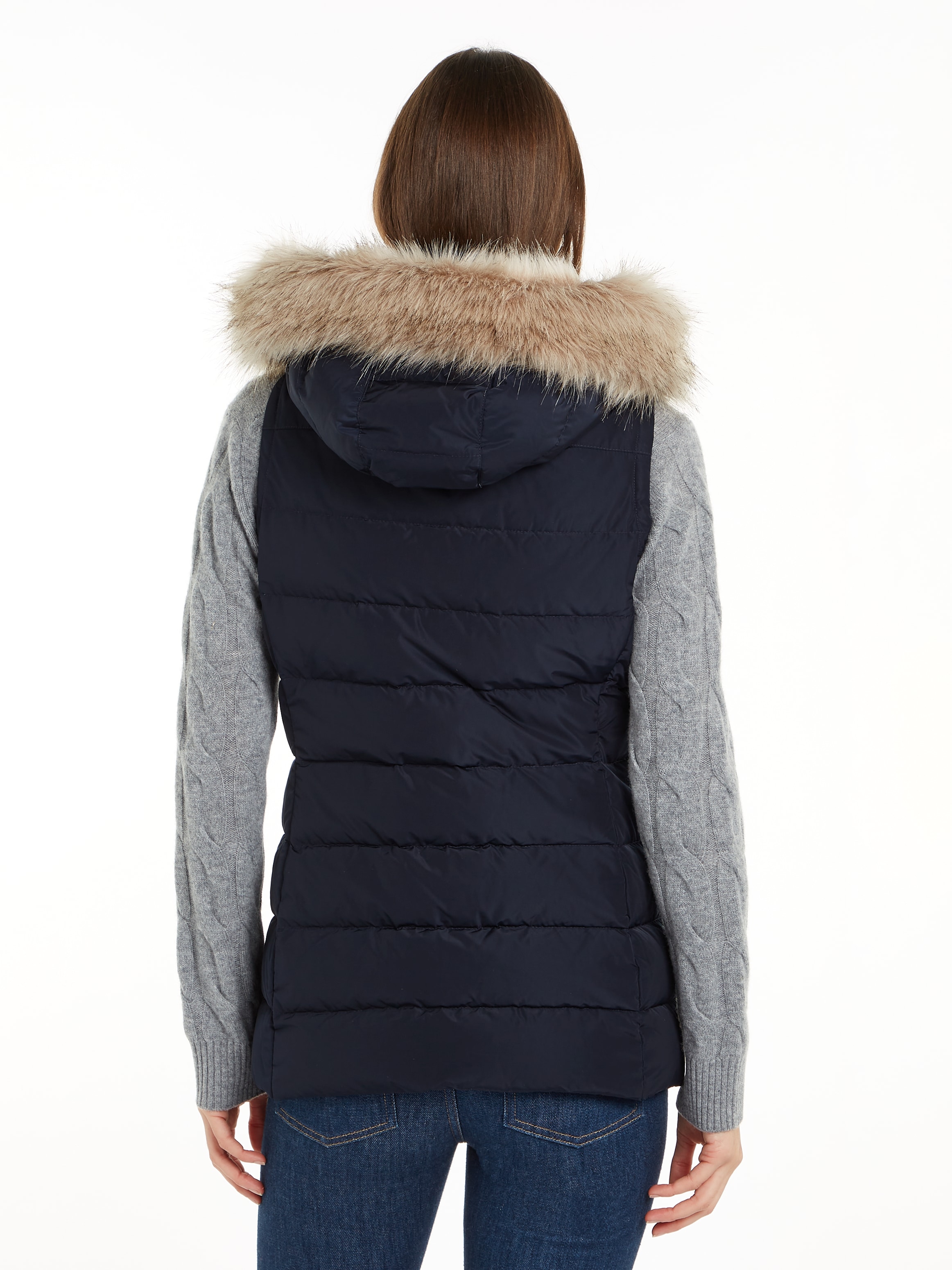 Tommy Hilfiger Steppweste »HERITAGE DOWN TYRA VEST WITH FUR«, mit Logopatch