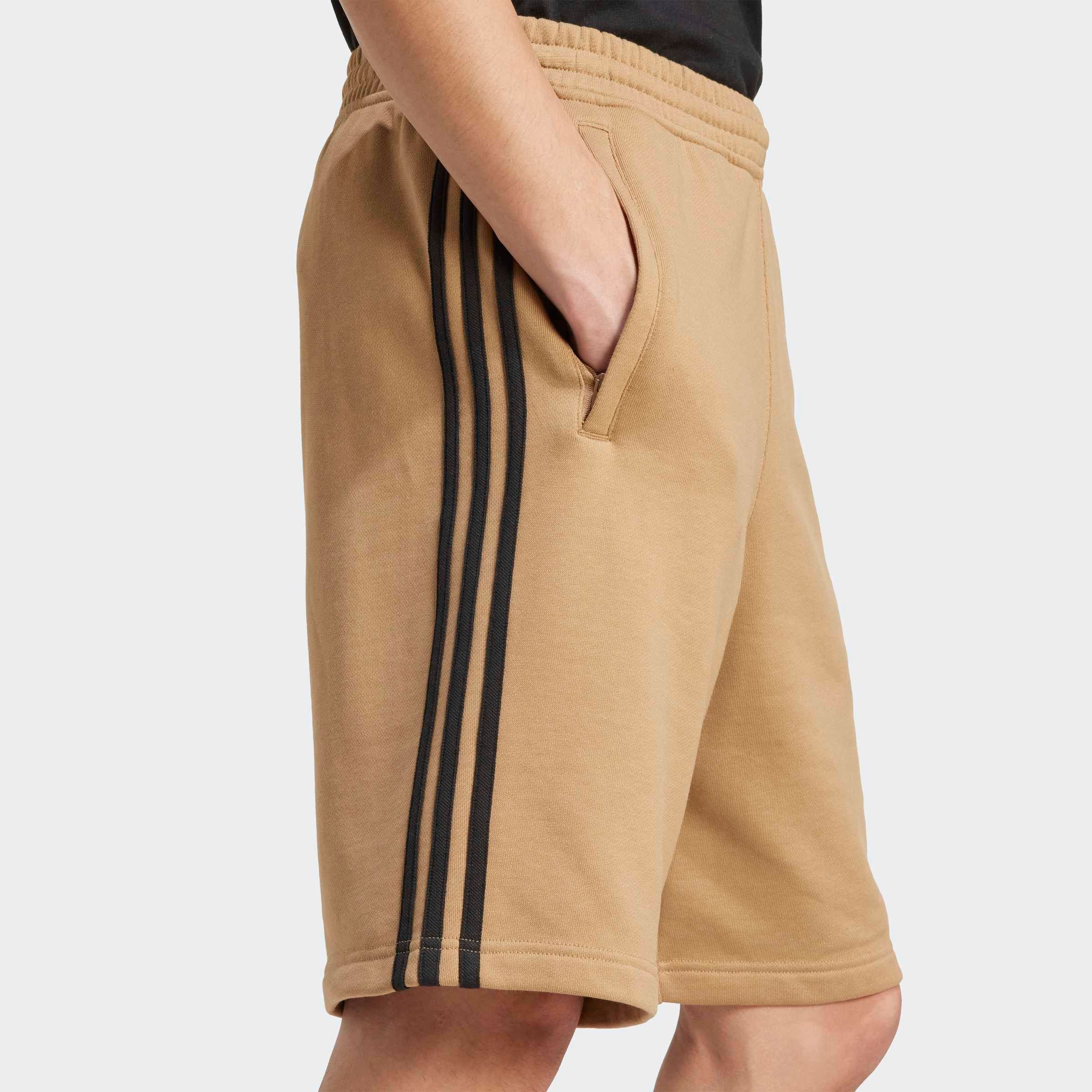 adidas Originals Shorts »3-STRIPE SHORT«, (1 tlg.), Drei Streifen Sweat Shorts aus weichem French-Terry Material