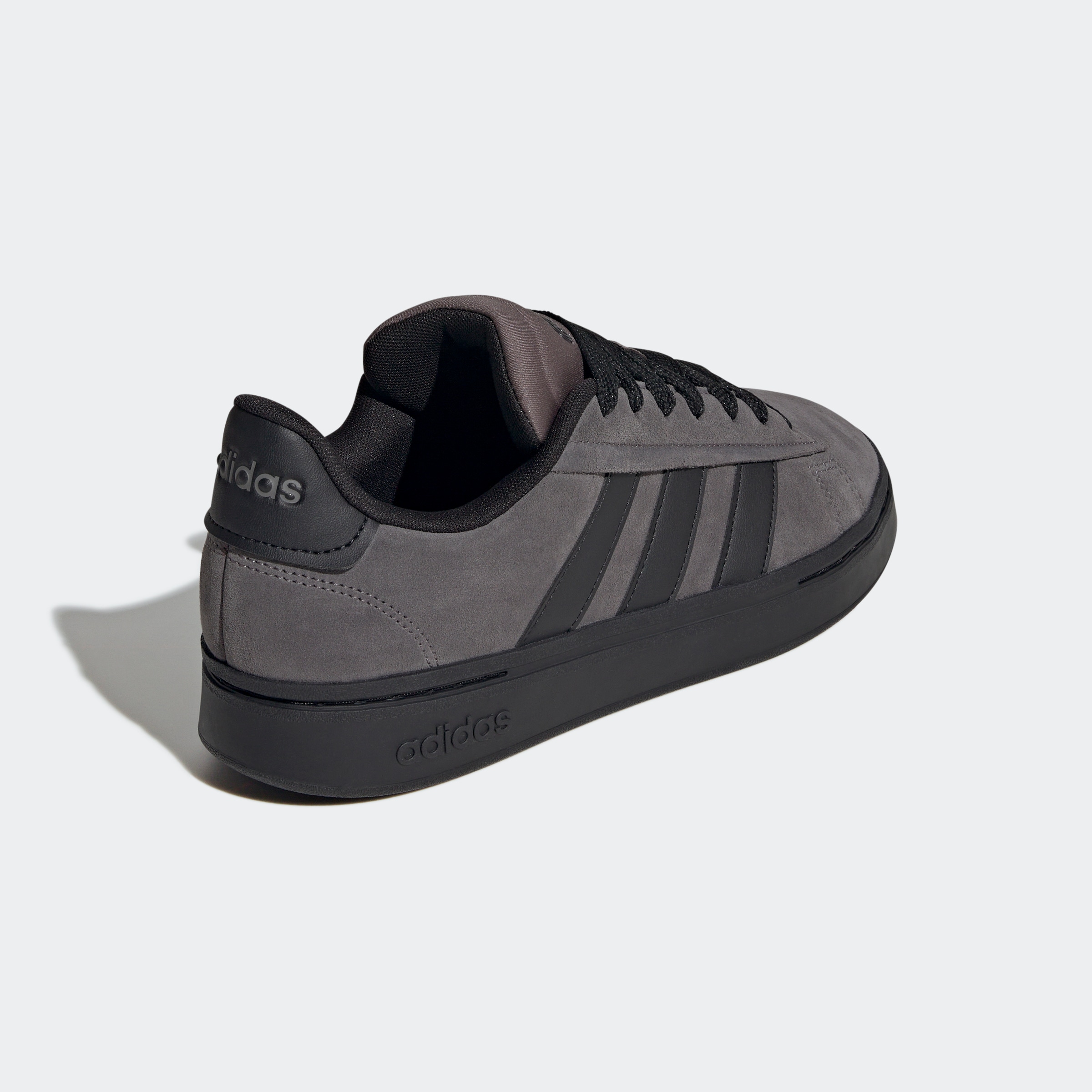 adidas Sportswear Sneaker »GRAND COURT ALPHA«, Design inspiriert vom adidas Campus 00