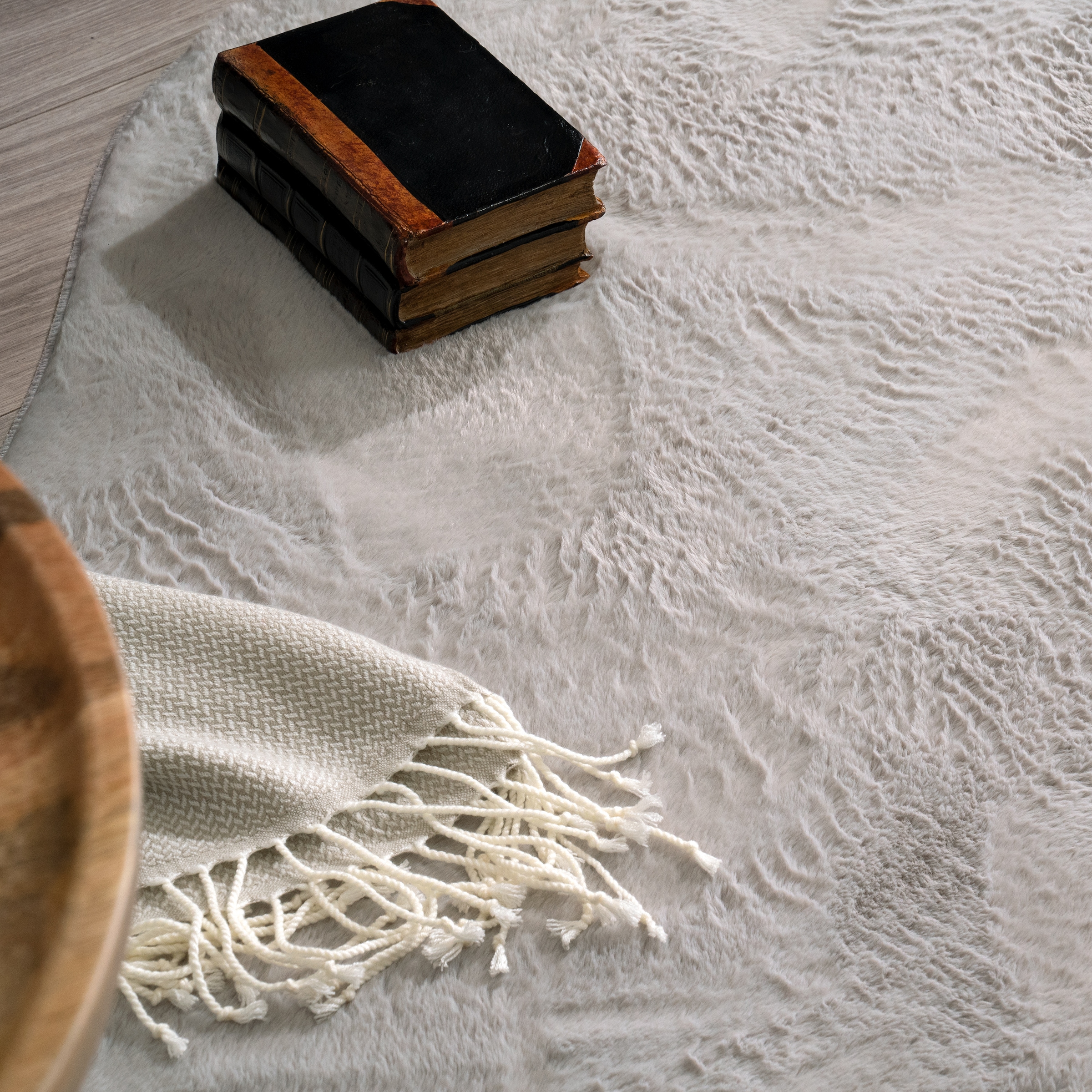 Paco Home Fellteppich »Pelt 640« fellförmig 16 mm Höhe Kunstfell, Uni Farben, sehr weicher Flor