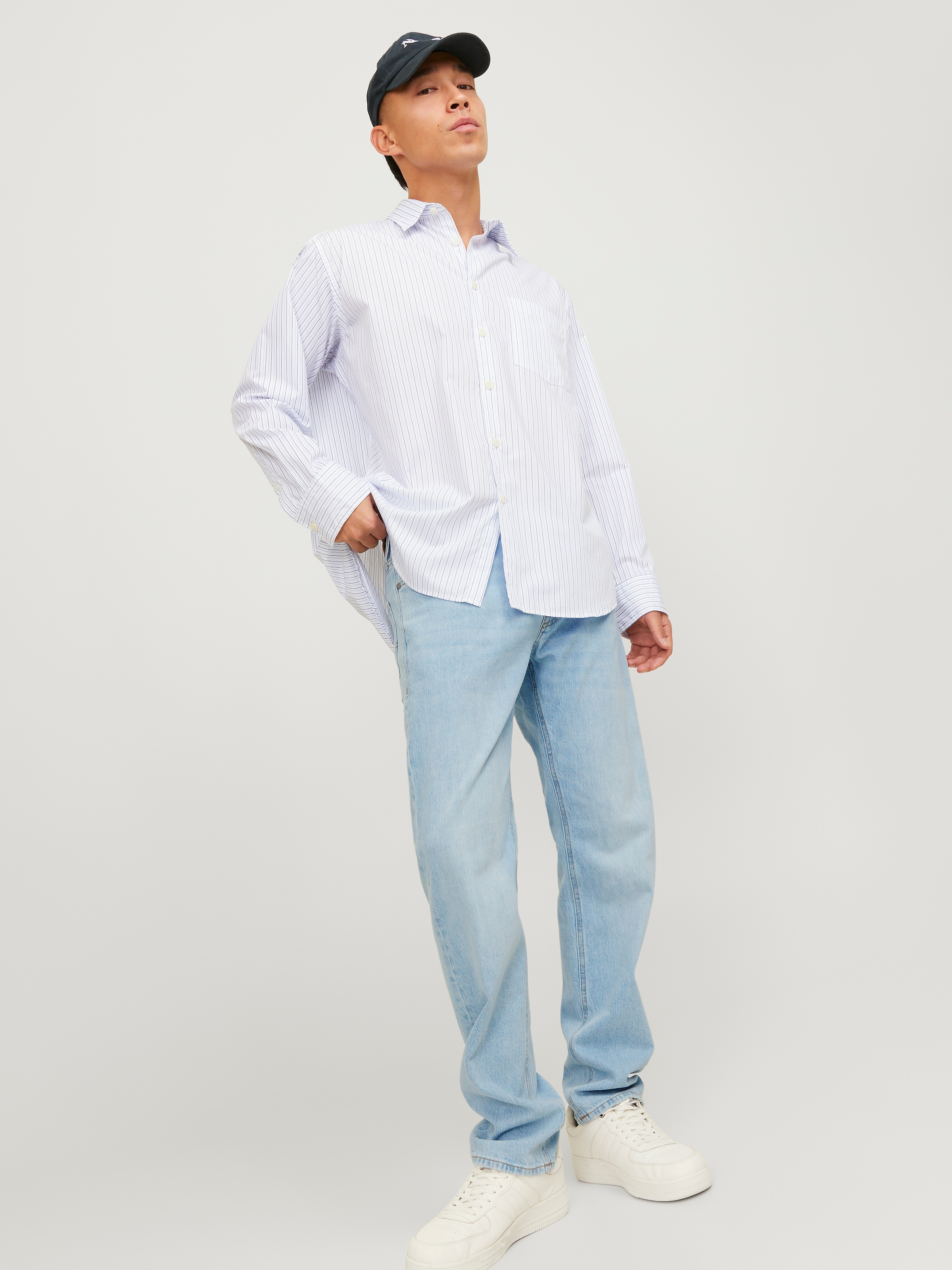 Jack & Jones Tapered-fit-Jeans »JJIMIKE aus elastischem Material und Used-Waschung«, Denim/Jeans, modisch, bequem, Baumwollmischung
