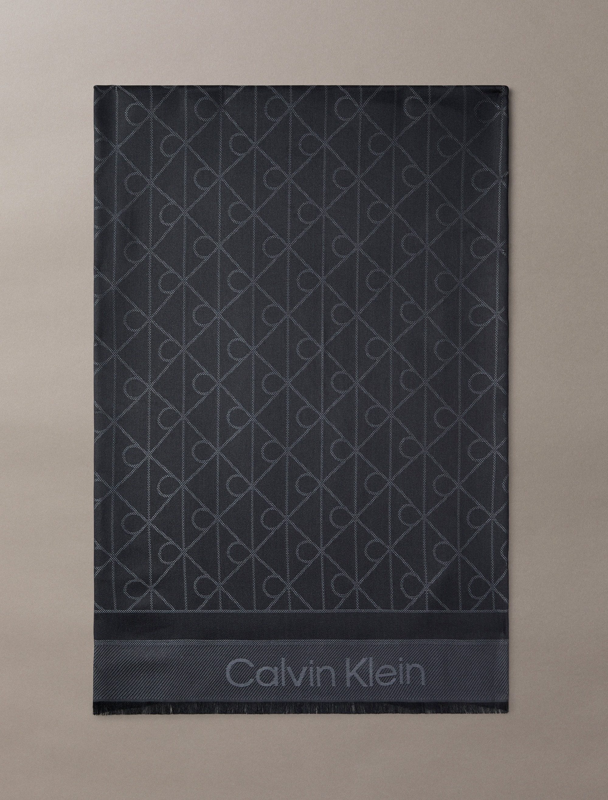 Calvin Klein Modetuch "TONAL AOP MODAL LW SQUARE SCARF", Perfekt für den Al günstig online kaufen