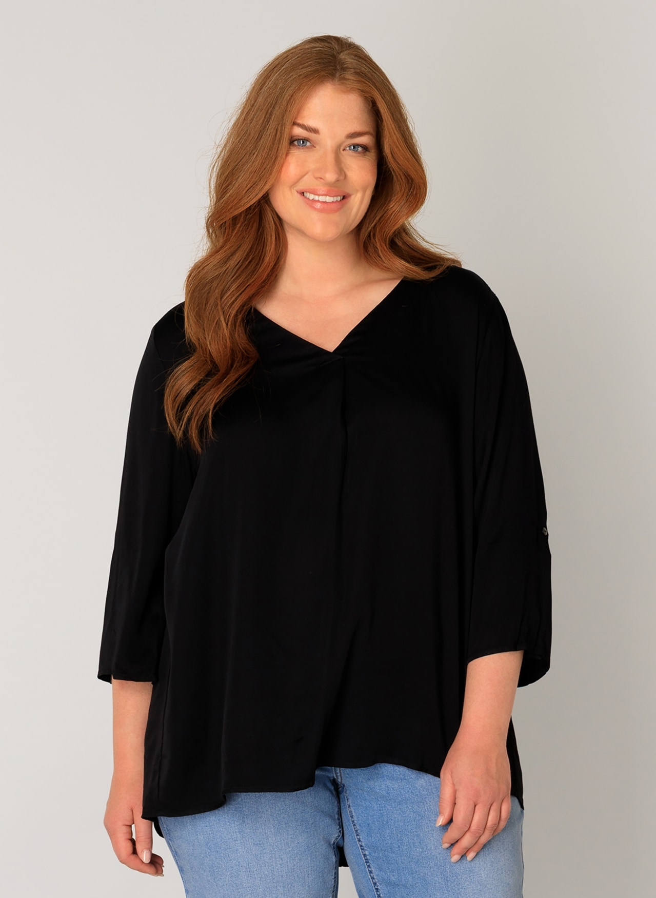 Base Level Curvy Shirtbluse "Yanina", mit V-Ausschnitt günstig online kaufen
