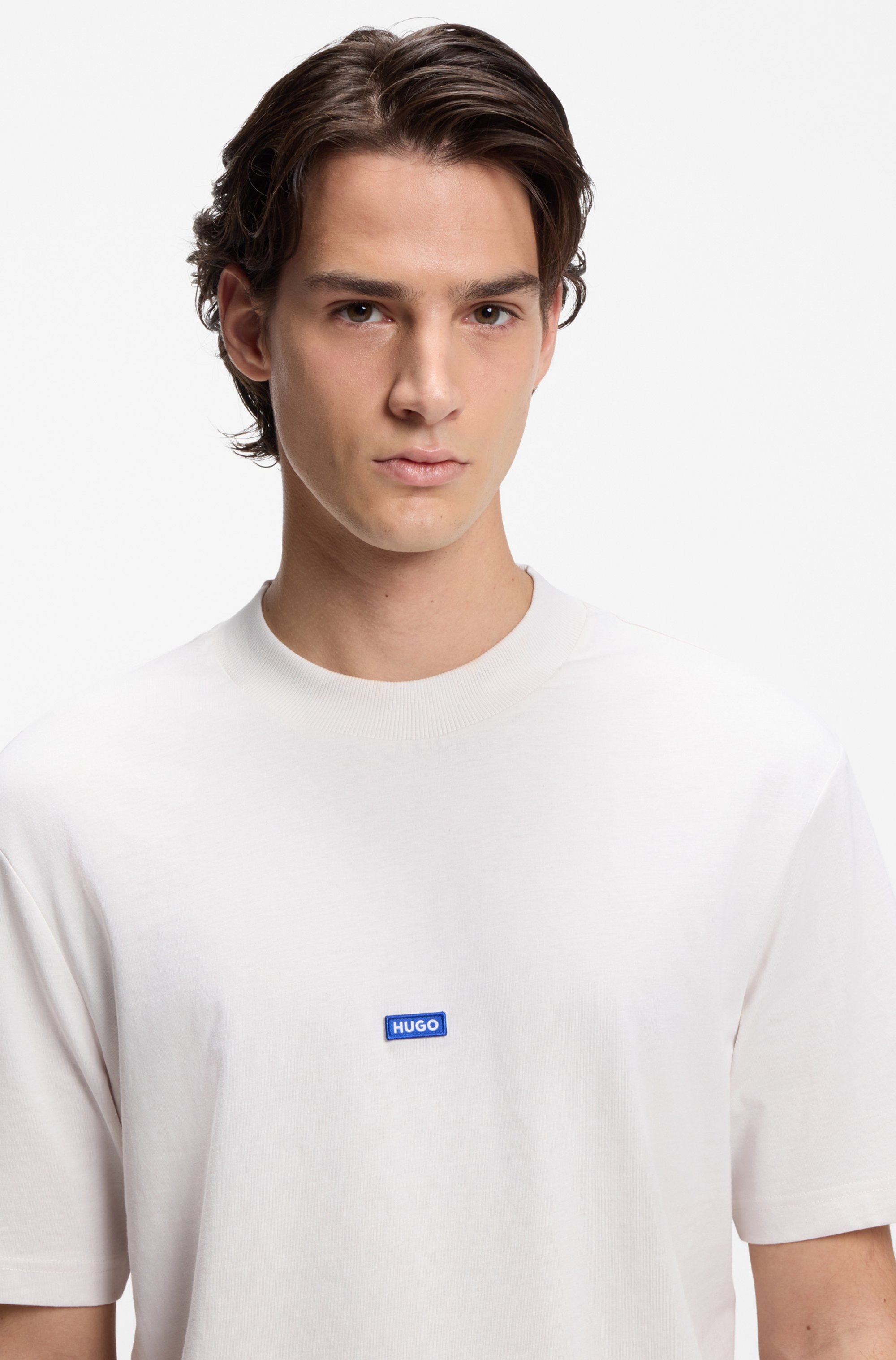 HUGO Blue T-Shirt "Nieros", mit Logo-Patch günstig online kaufen