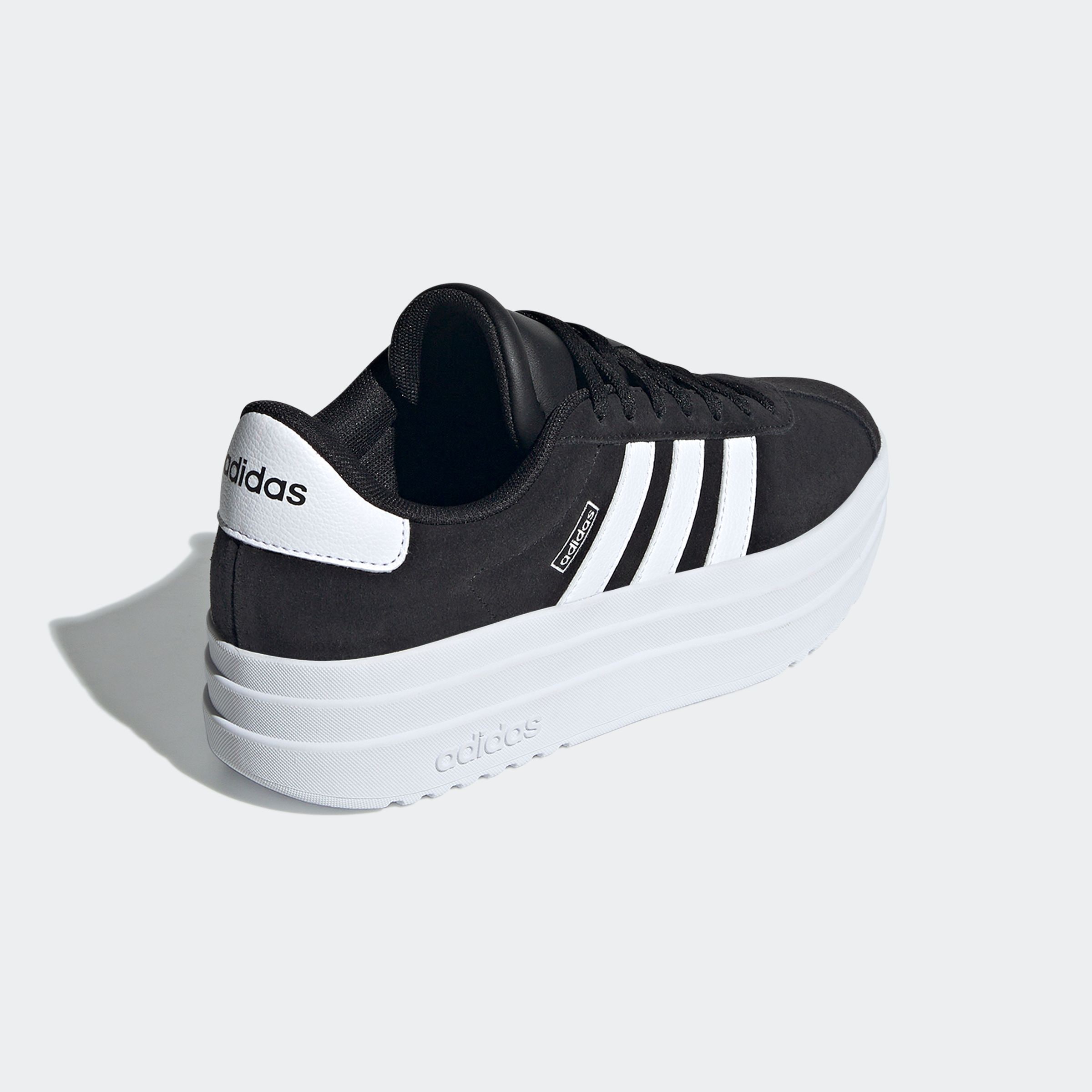 adidas Sportswear Plateausneaker »VL COURT BOLD LIFESTYLE KIDS«, Design auf den Spuren des adidas Gazelle Bold