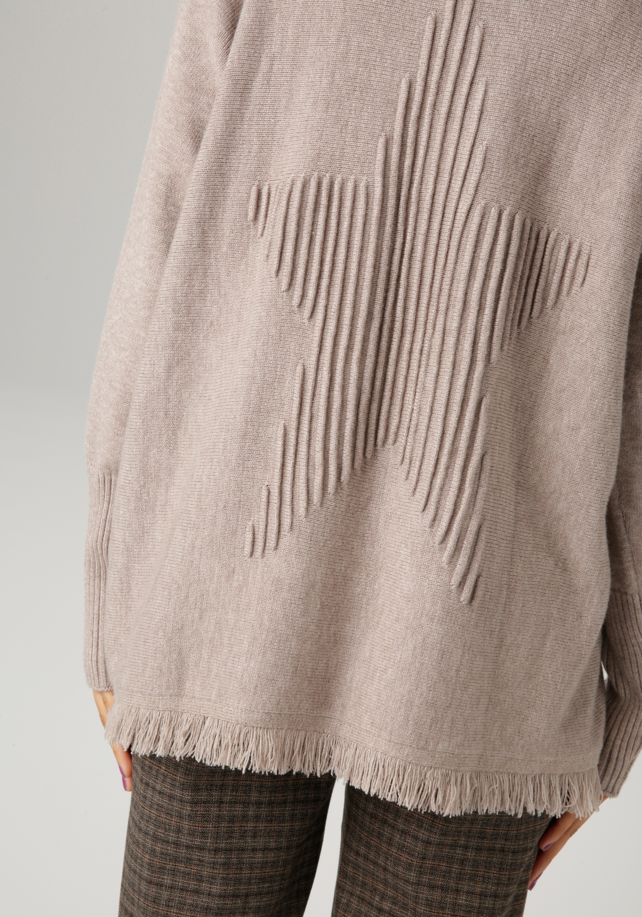 Aniston CASUAL Strickpullover, mit eingestricktem Stern im Rücken - NEUE KOLLEKTION