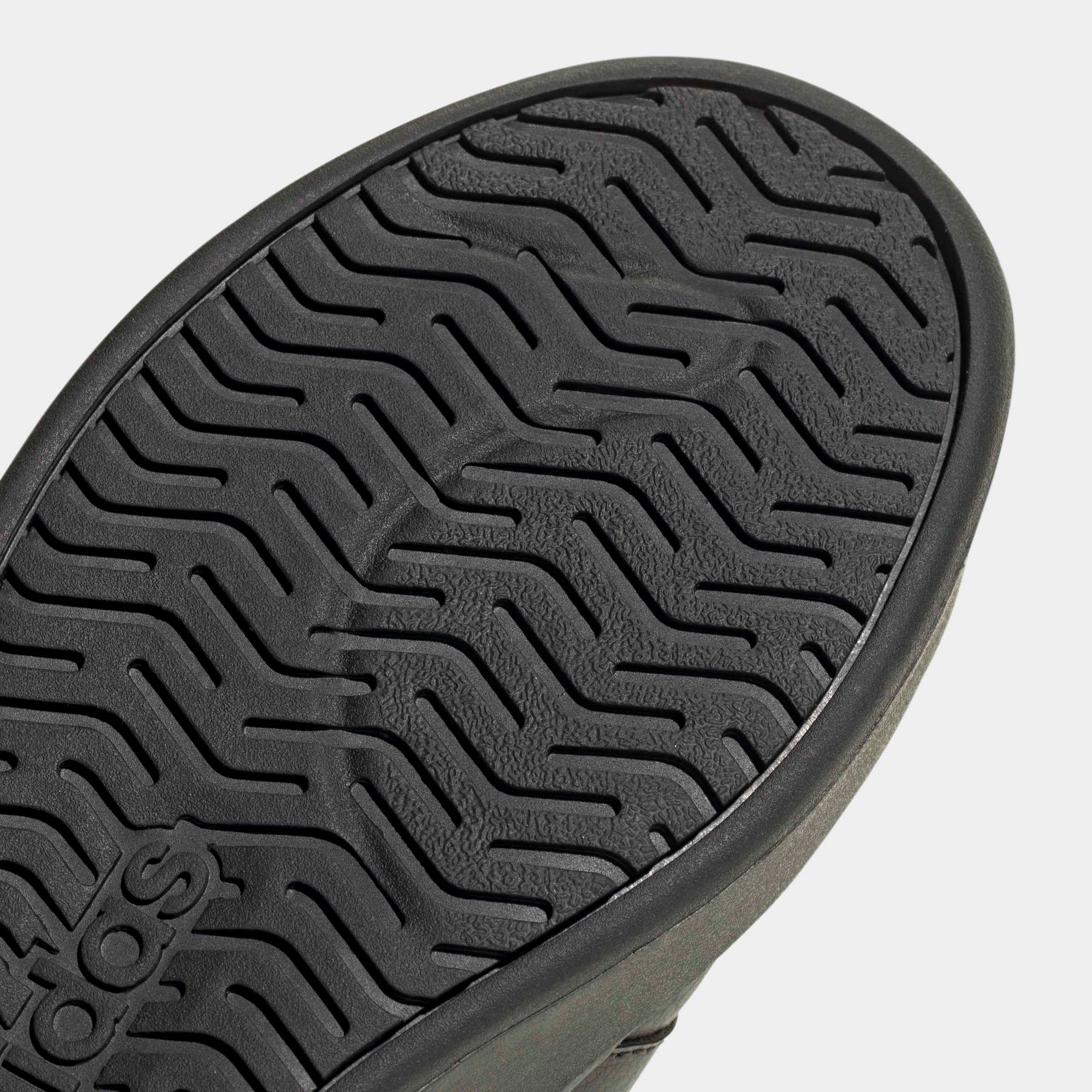 adidas Sportswear Plateausneaker »STREETTALK BOLD«  inspiriert vom Design des adidas Superstar