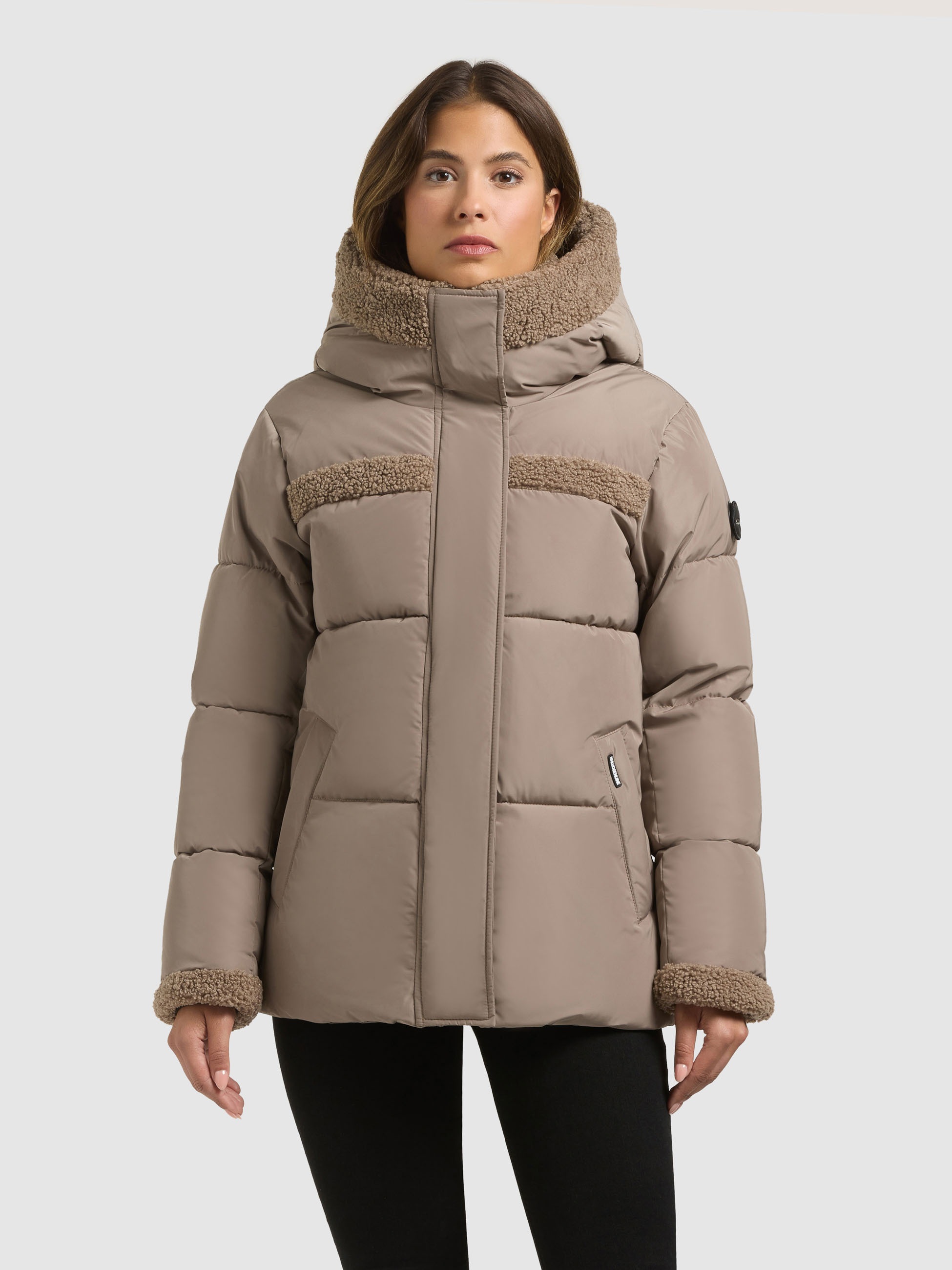khujo Steppjacke »PRISHA - 2IN1 (EINSATZ HERAUSNEHMBAR)« mit Kapuze
