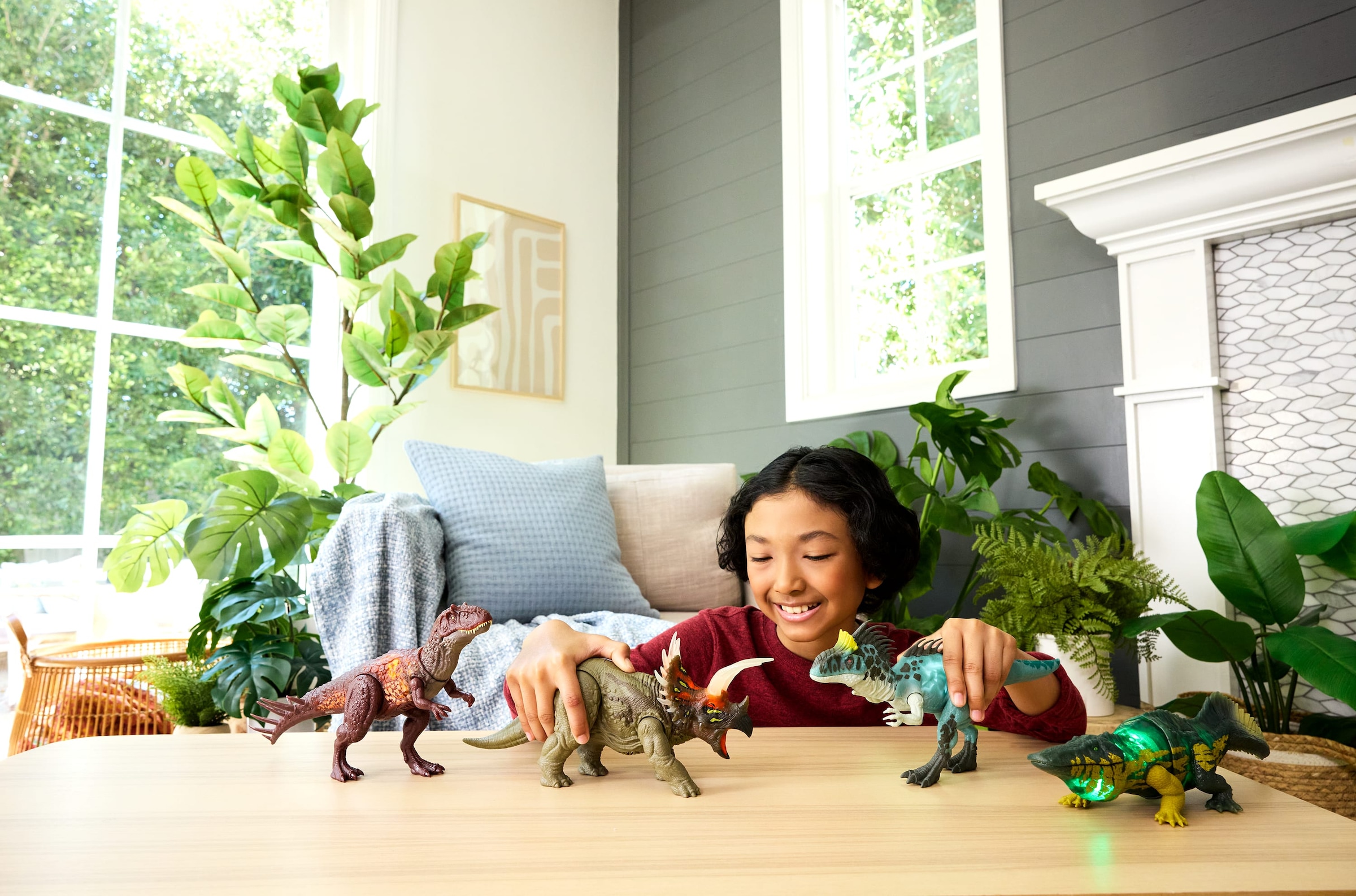 Mattel® Actionfigur »Jurassic World Wild Roar - Stomatosuchus« mit Geräuschen und Lichtern