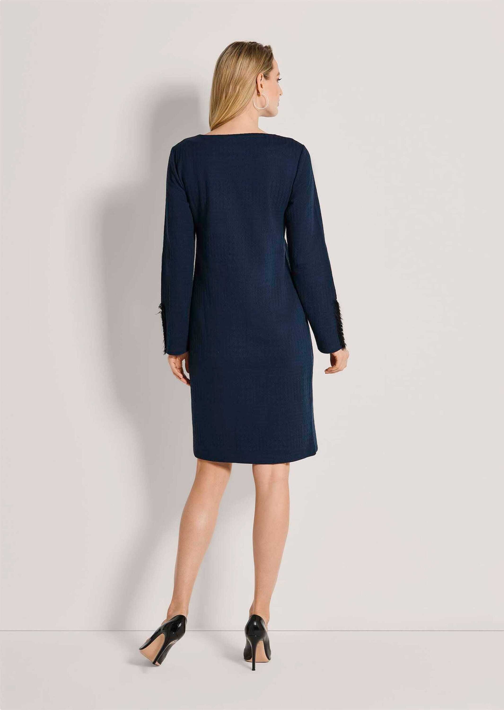 MADELEINE Midikleid »Kleid Jerseykleid mit Nietendetail am Ärmel« Ohne Tasche