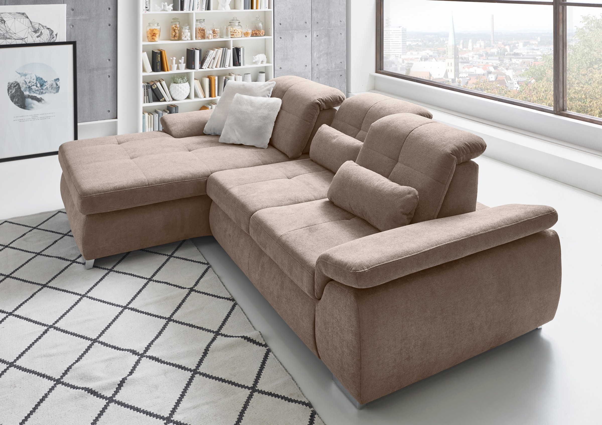 Die PlanBar Ecksofa »MP-IN16037 L-Form mit Kaltschaum-Polsterung«, mit Sitztiefenverstellung & Zierkissen
