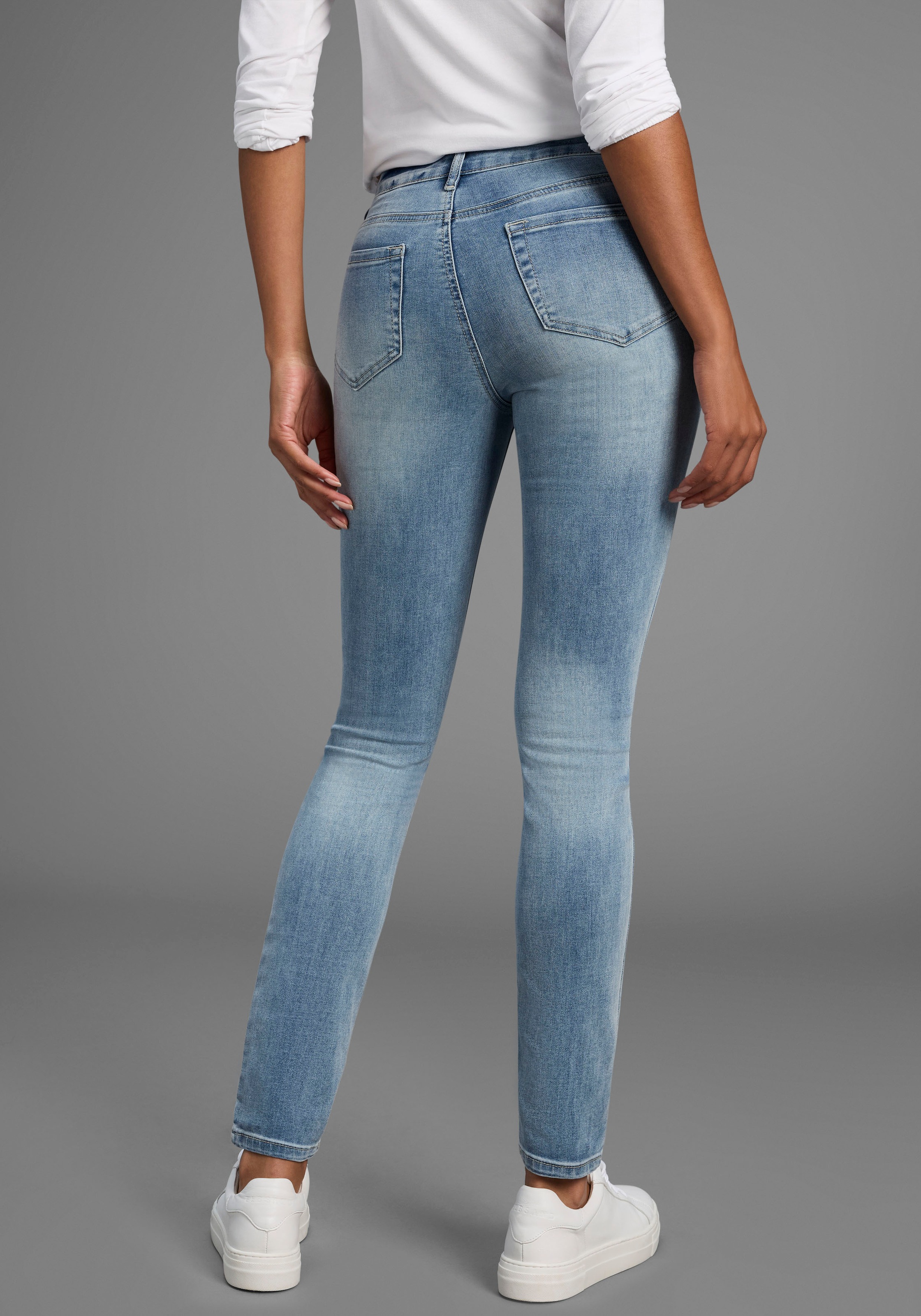 Arizona Skinny-fit-Jeans "Ultra-Stretch", extra-enger Beinverlauf, normale günstig online kaufen