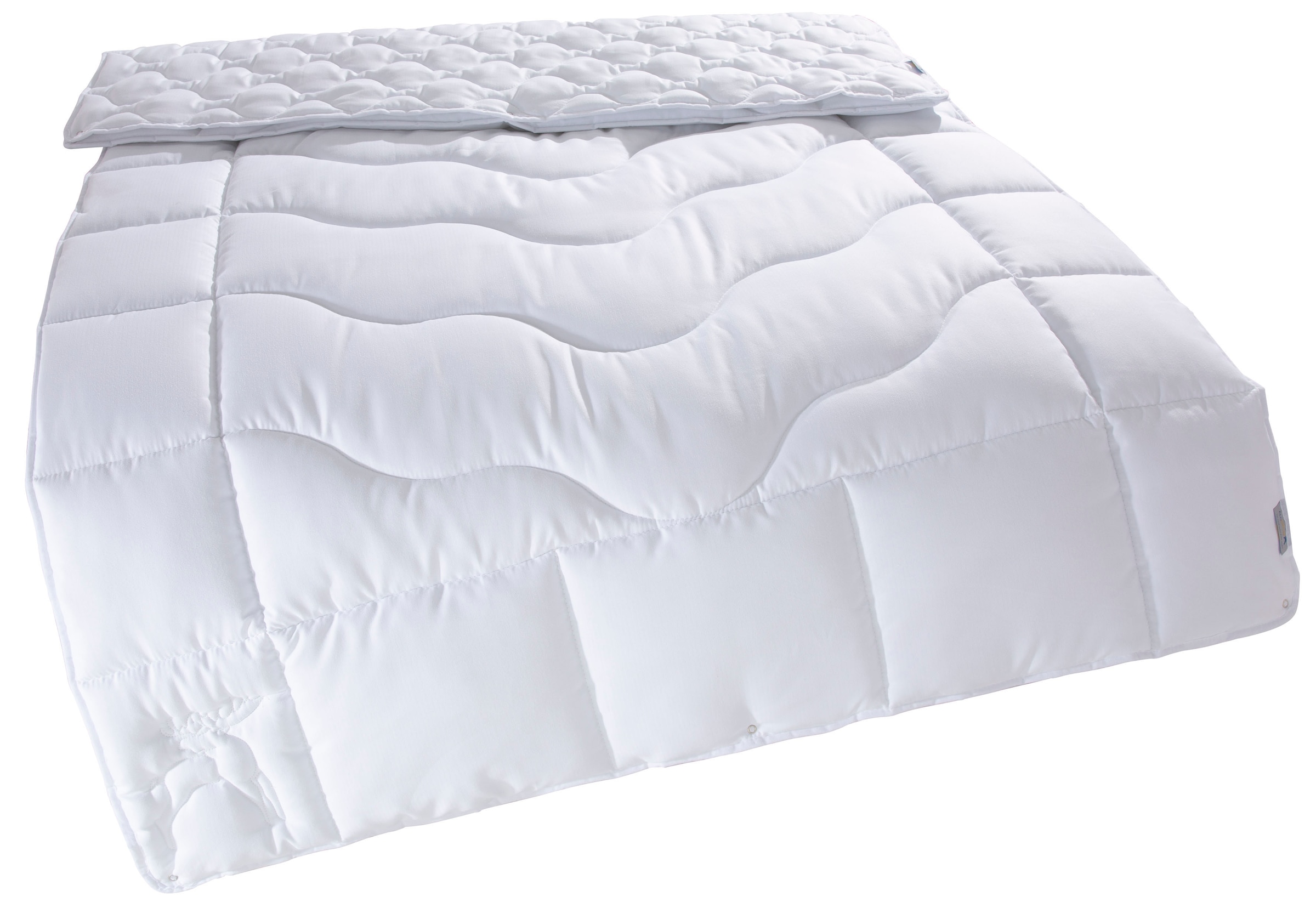 Älgdröm Microfaserbettdecke »Tylösand Bettdecke 135x200 cm, 155x220 cm und weitere Größen«, 4-Jahreszeiten, Füllung Polyester, Bezug Microfaser, (1 St.), Bettdecken, Sommer, Winter, 4 Jahreszeiten, Decke