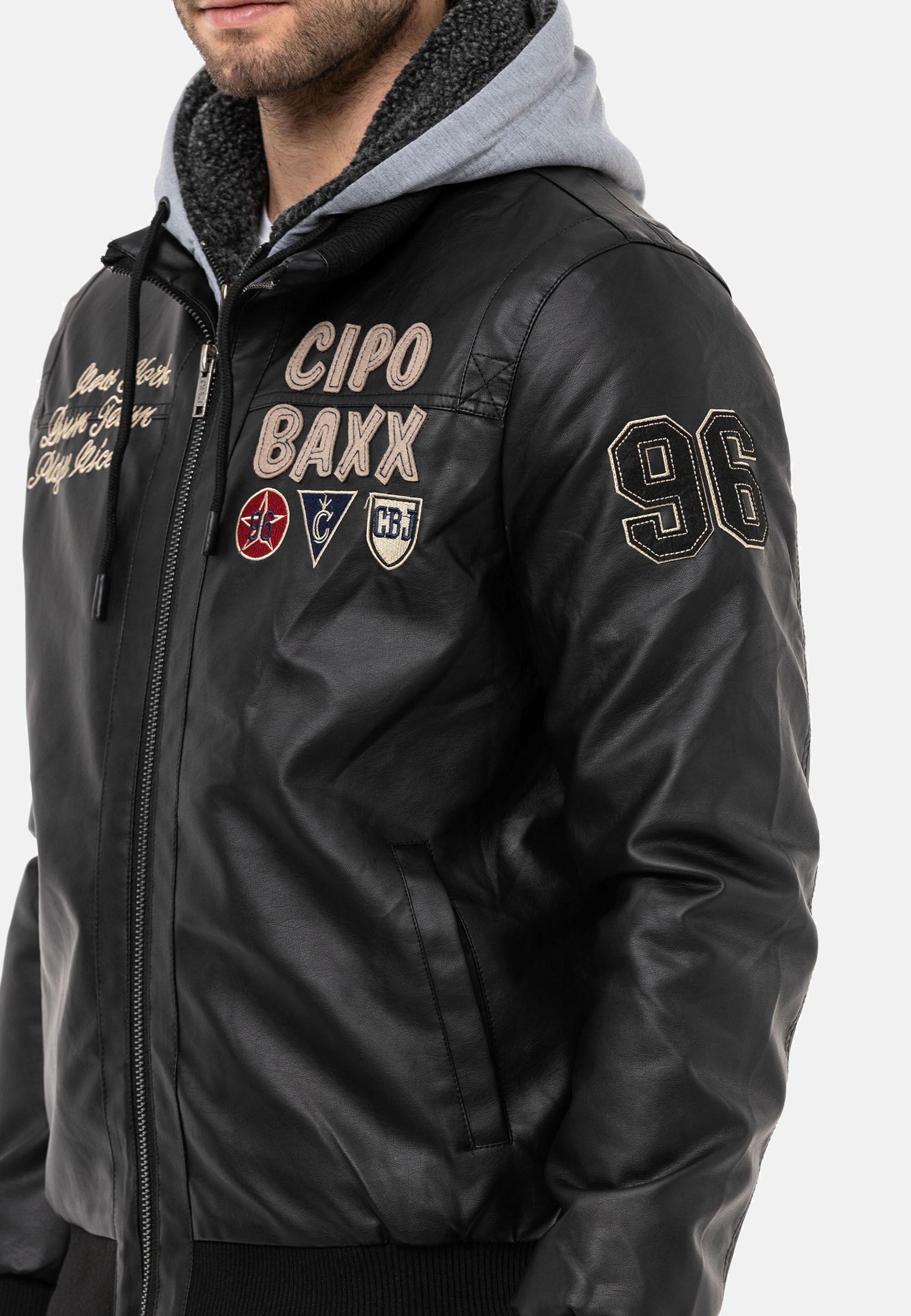 Cipo & Baxx Lederimitatjacke »Jacke«, mit Kapuze, mit herausnehmbarer Innenjacke