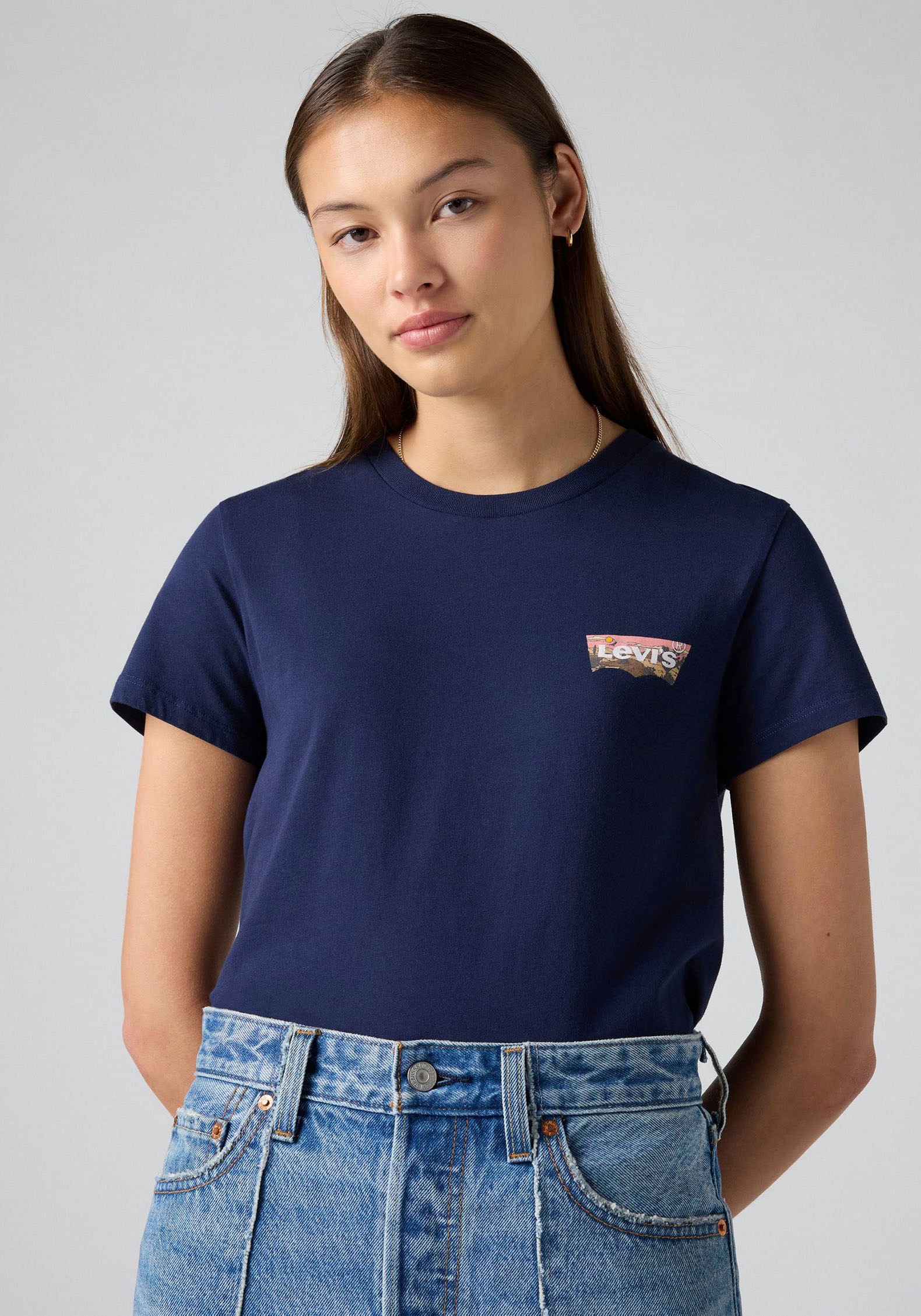 Levi's® T-Shirt »THE PERFECT TEE«, mit Batwing-Logoprint