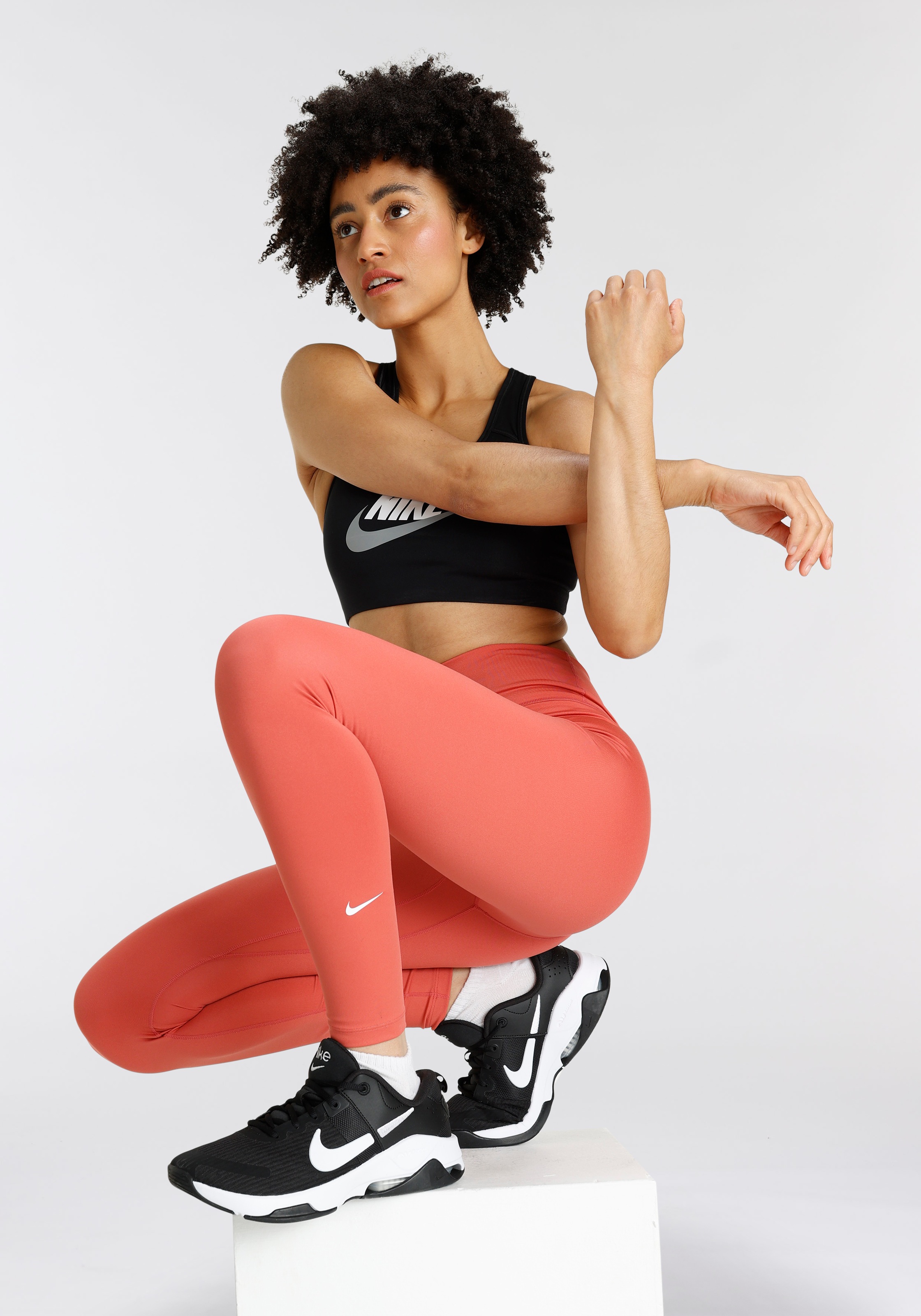 Nike Fitnessschuh "W ZOOM BELLA 6" günstig online kaufen