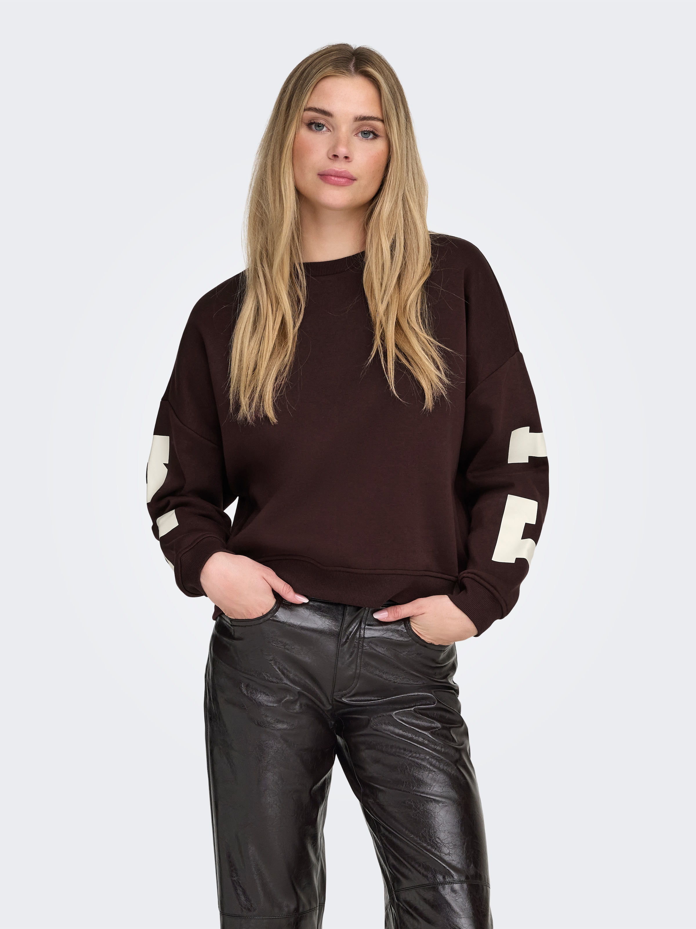 ONLY Sweatshirt »ONLSWEAT L/S BACK/SLEEVE PRINT SWT NOOS«, Baumwollmischung, loose fit
