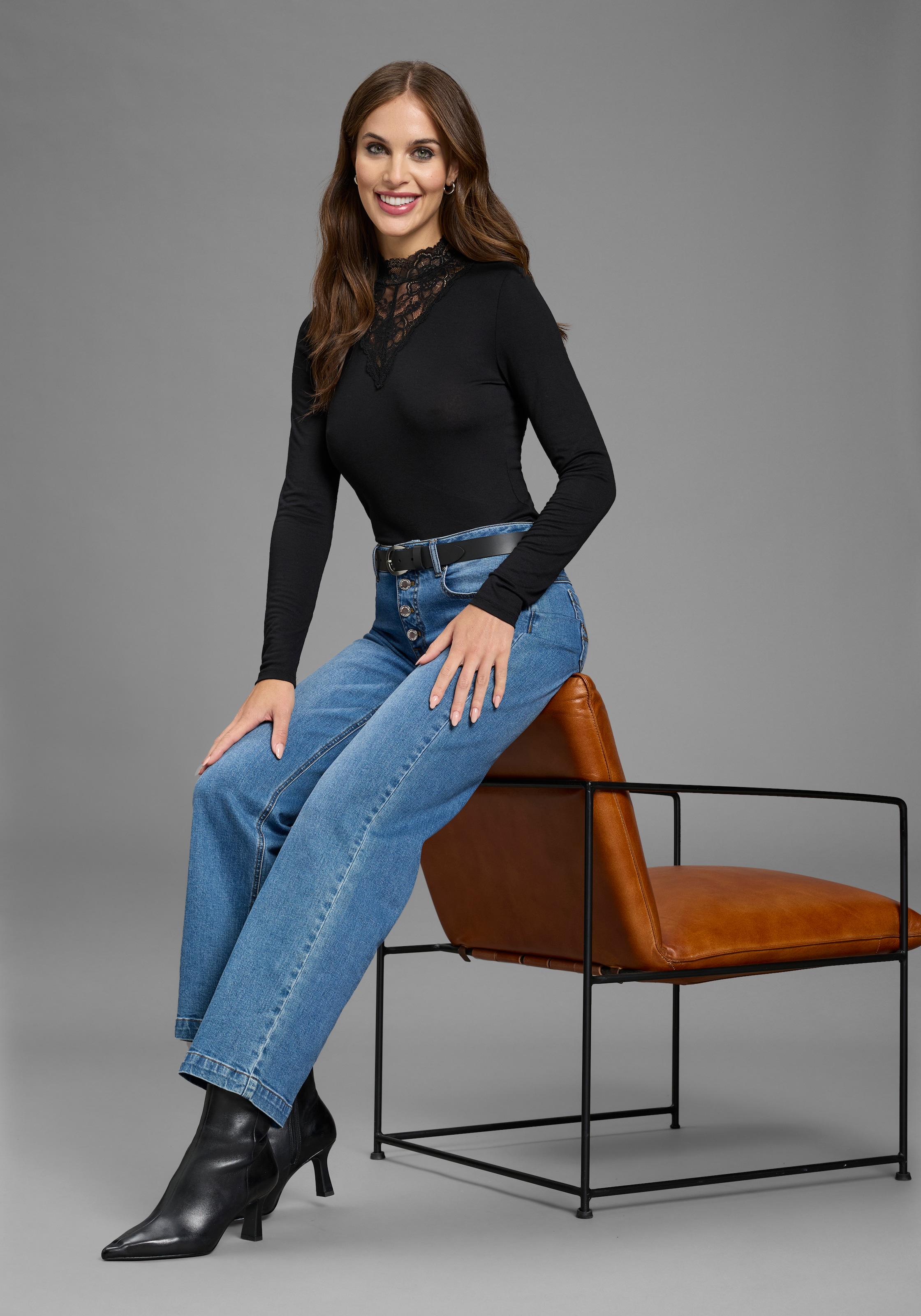 Laura Scott Langarmshirt figurbetonte Passform,  Langarm,  mit Stehkragen