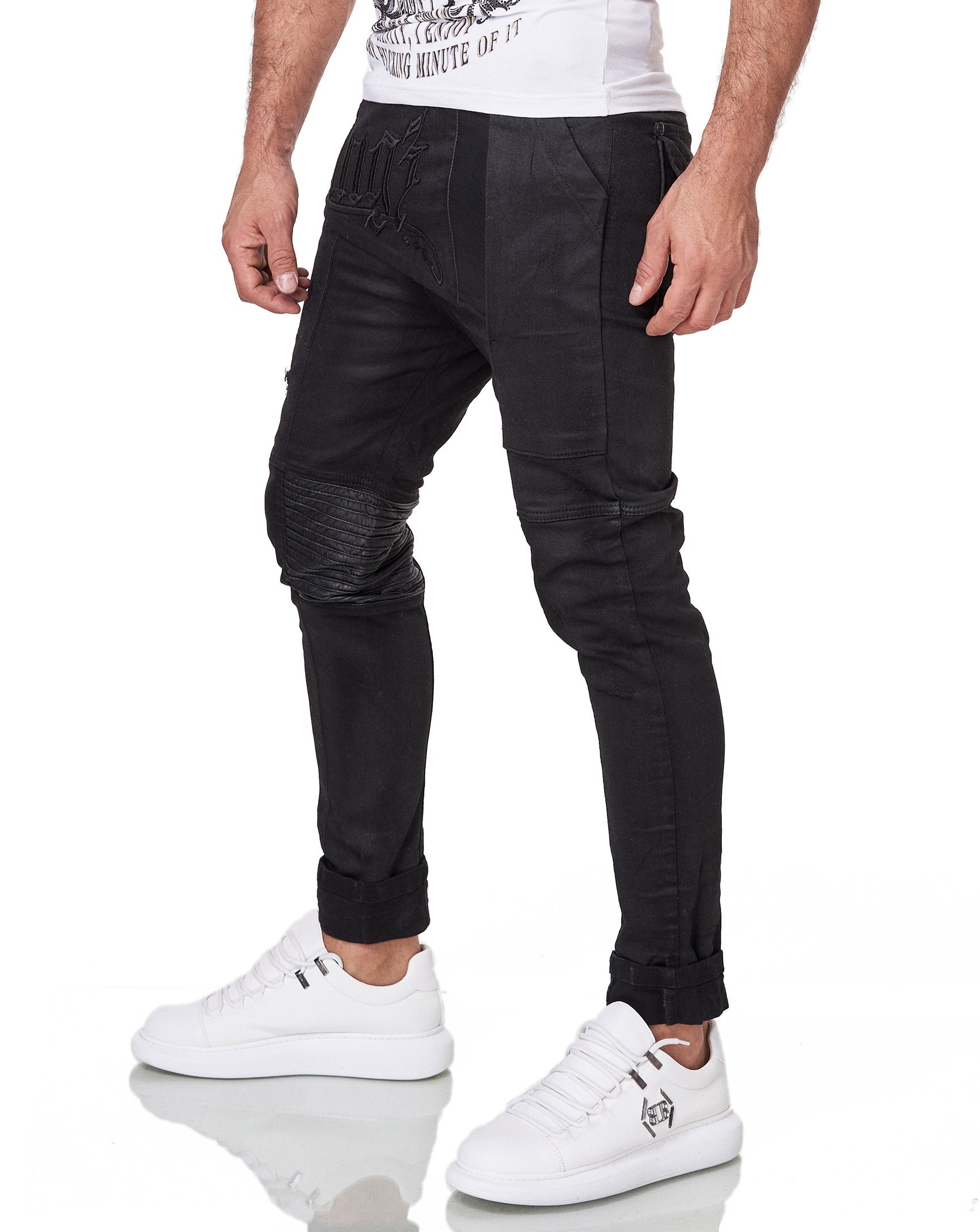 KINGZ Slim-fit-Jeans, mit Kunstleder-Applikationen