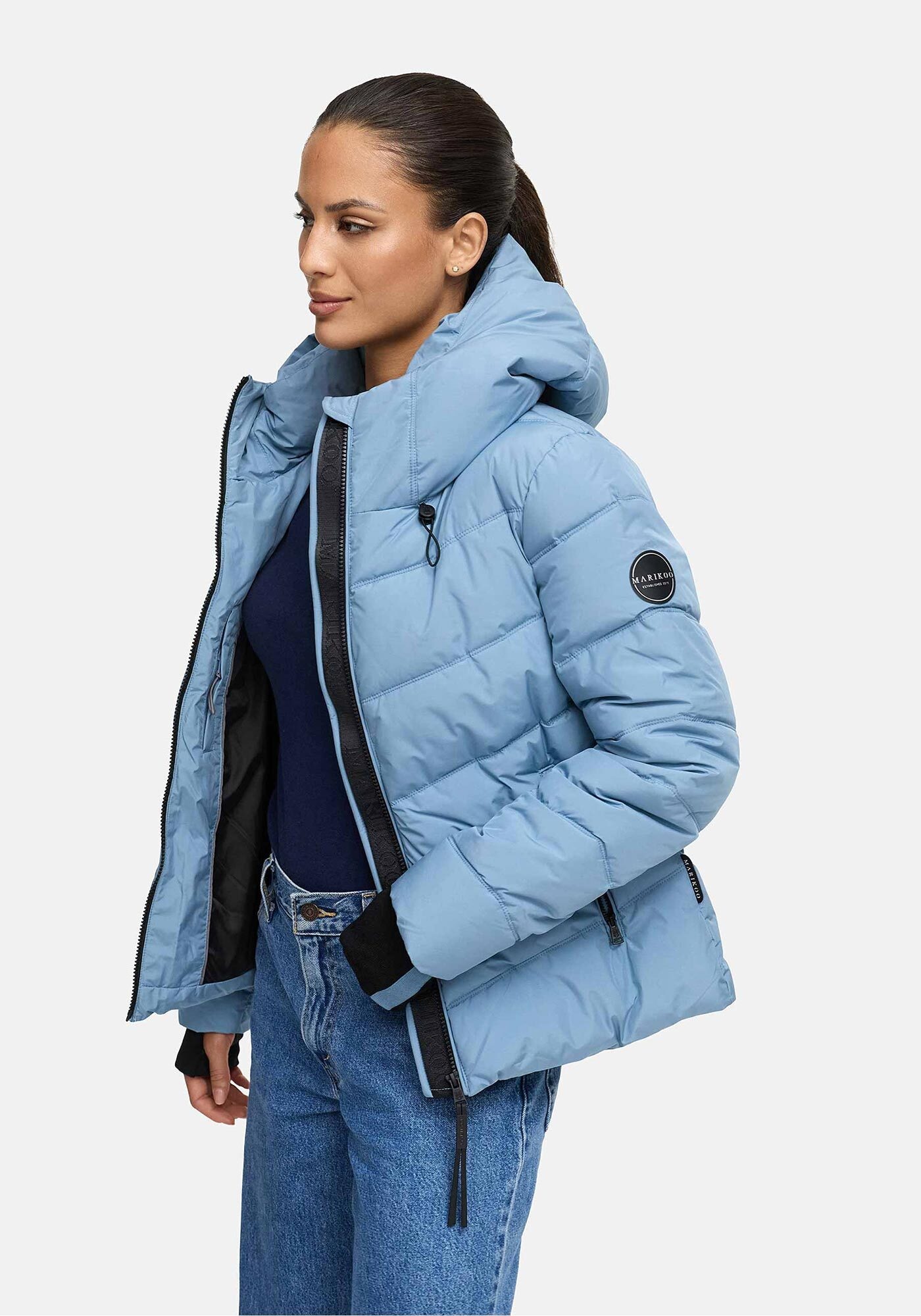 Marikoo Winterjacke »Yukanii«, Ärmelbündchen mit Daumenloch