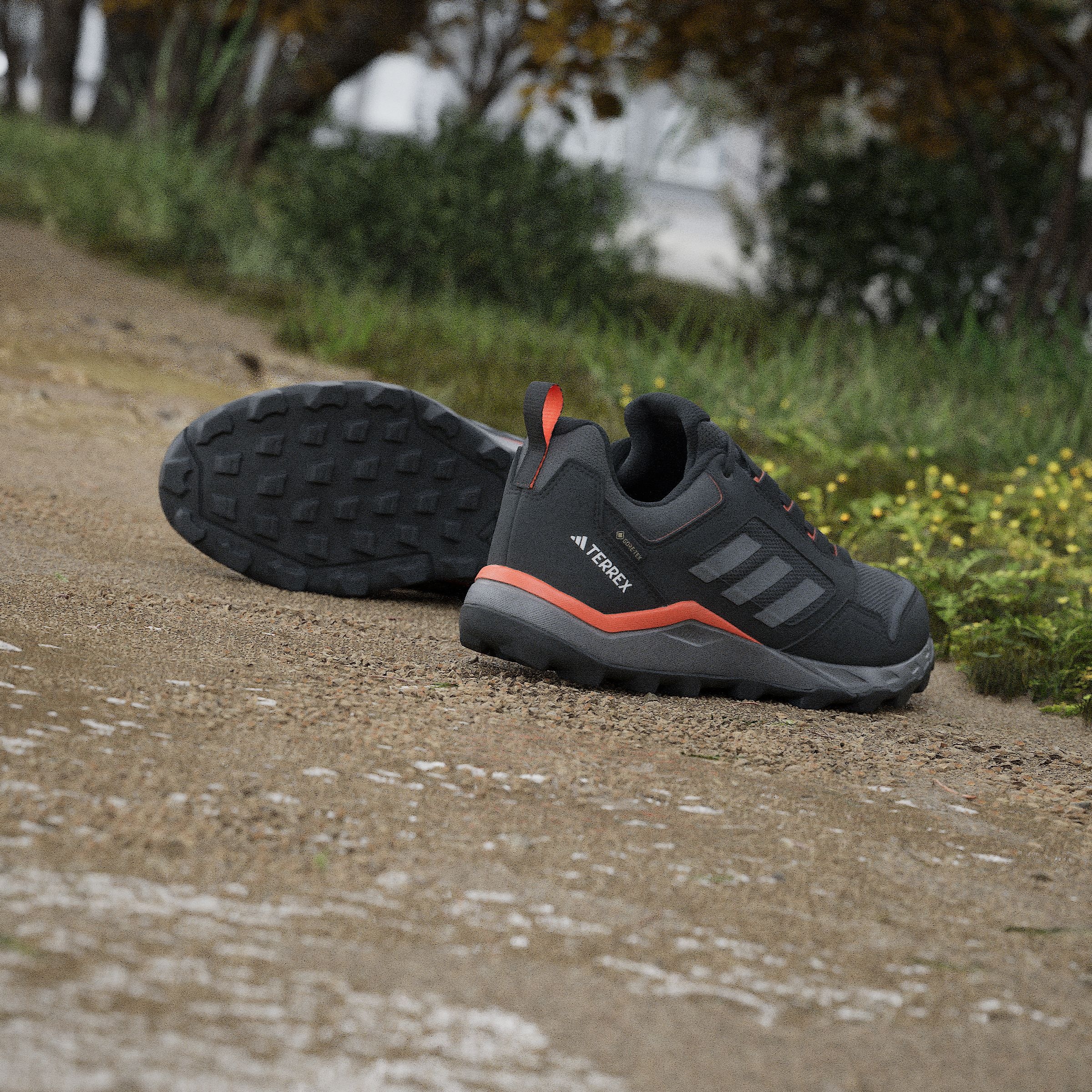 adidas TERREX Laufschuh »TRACEROCKER 2.0 GORE-TEX TRAILRUNNING«, wasserdicht