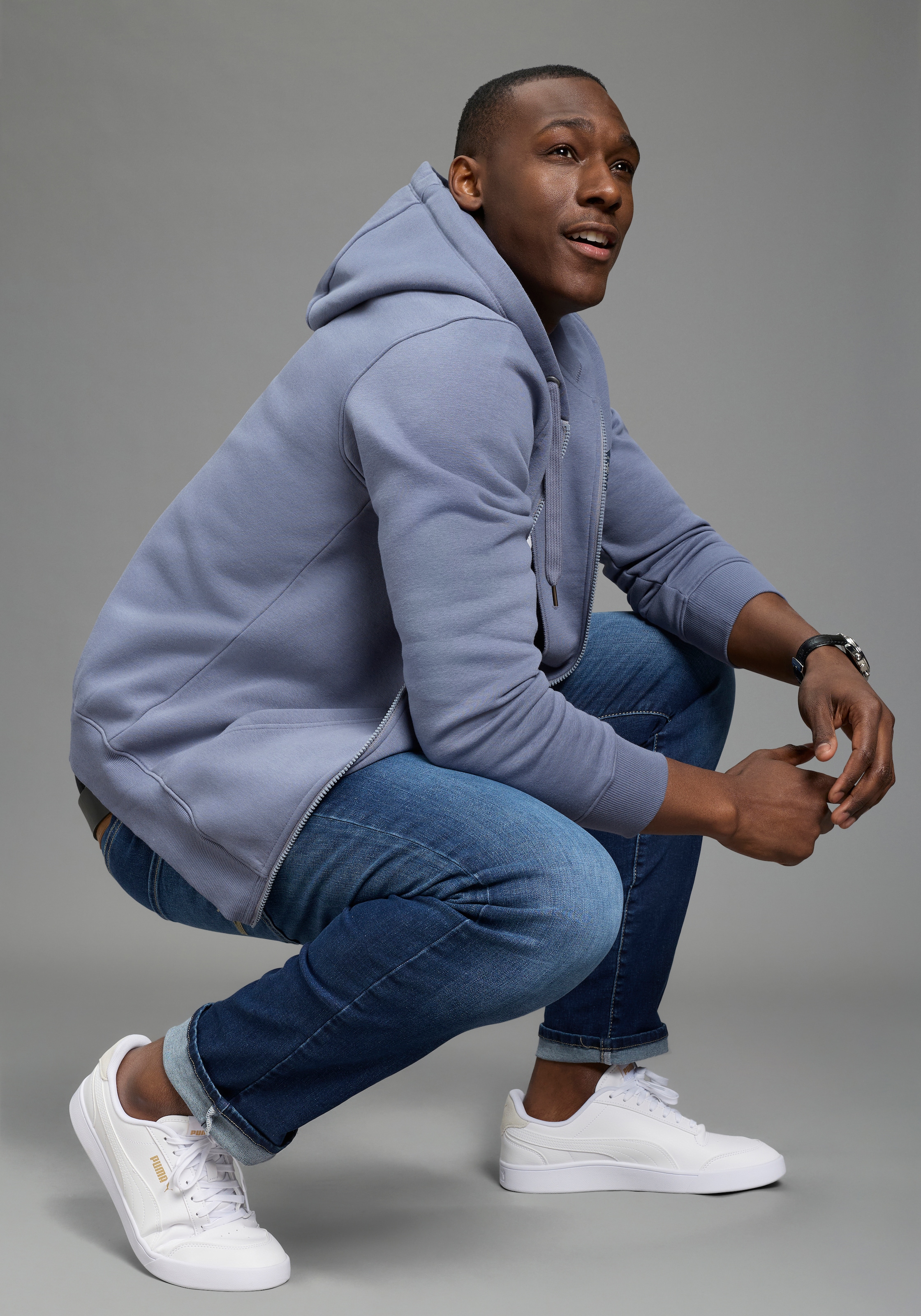 DELMAO Sweatjacke mit Kapuze, mit Kordelzug, aus angerauter Sweatware, mit Langarm